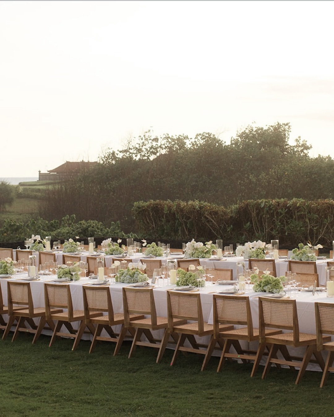 One table. Dozens of conversations.
The sunset does most of the hosting.
Celebrate with us at Sunset Beach by @mrssippybali