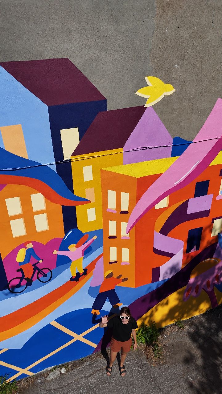 🌼 La vie en couleurs à Parc Extension 🛹
C'était un plaisir de parler avec les habitants du quartier et de voir toute la diversité de personnes qu'un projet peut rassembler
Merci à Heloïse et son équipe pour ce beau projet ✨️
.
.
.
.
#mural #murale #montreal #mtl #art #parcextension