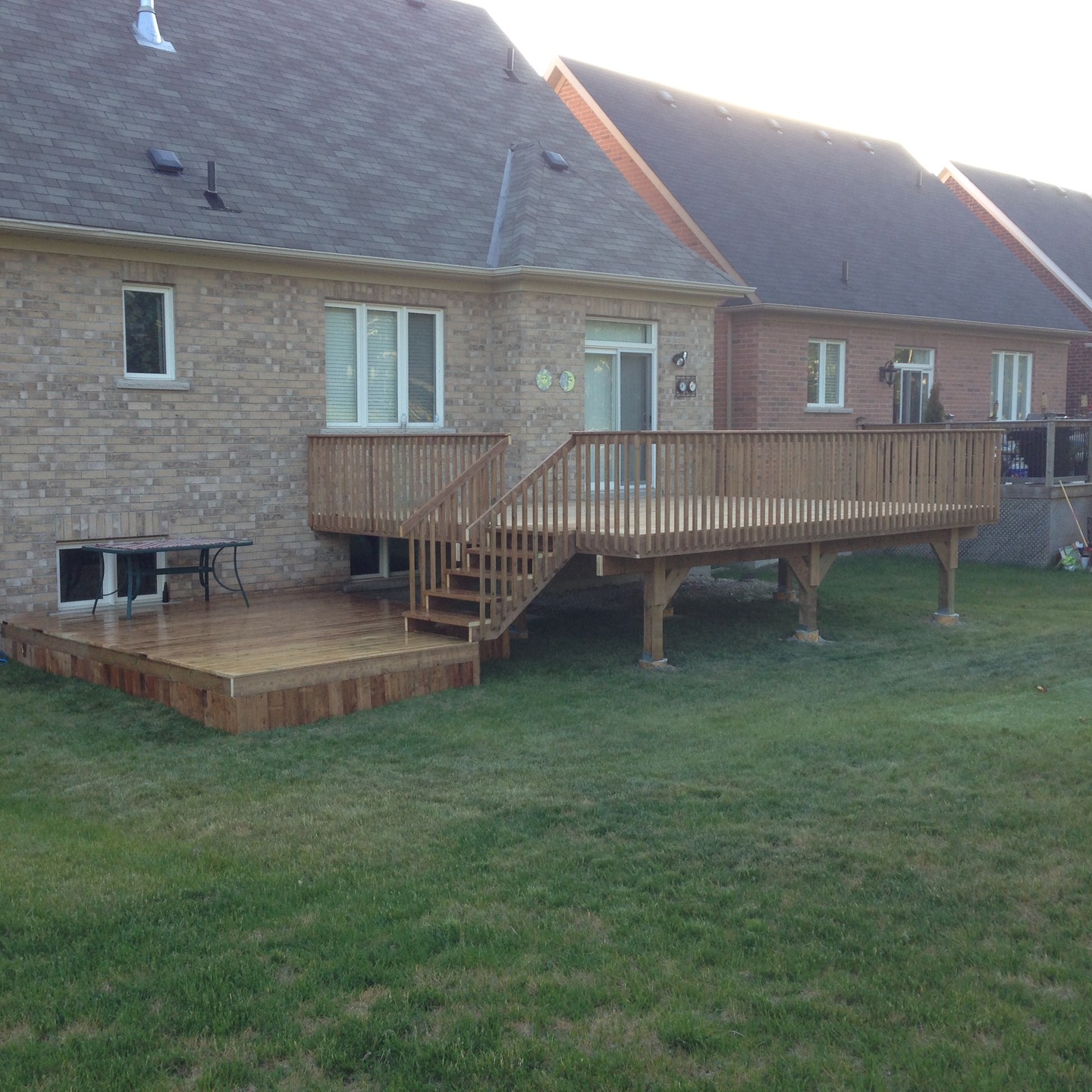 Clean lines, two levels, and a layout that just works 🌞
This one’s got function without the fluff. Framed tight, spaced right.