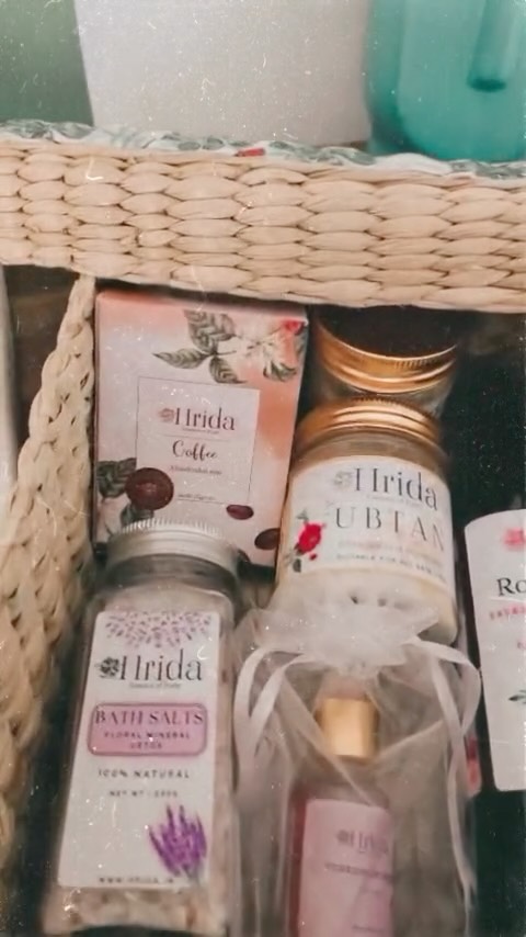 ✨ Glow Inside & Out ✨
Unbox luxury with our Premium Skincare Hampers – beautifully curated with the finest self‑care essentials, all packed in an elegant, reusable hamper box. 💝
🎁 Perfect for gifting or treating yourself.
♻️ Sustainable beauty – because the box is as timeless as the glow it brings.
💫 Luxury that lasts – inside & outside the box 💫
#PremiumHampers #LuxurySkincare #GlowGoals #ReusableBeauty #GiftOfGlow #GlowAndSustain