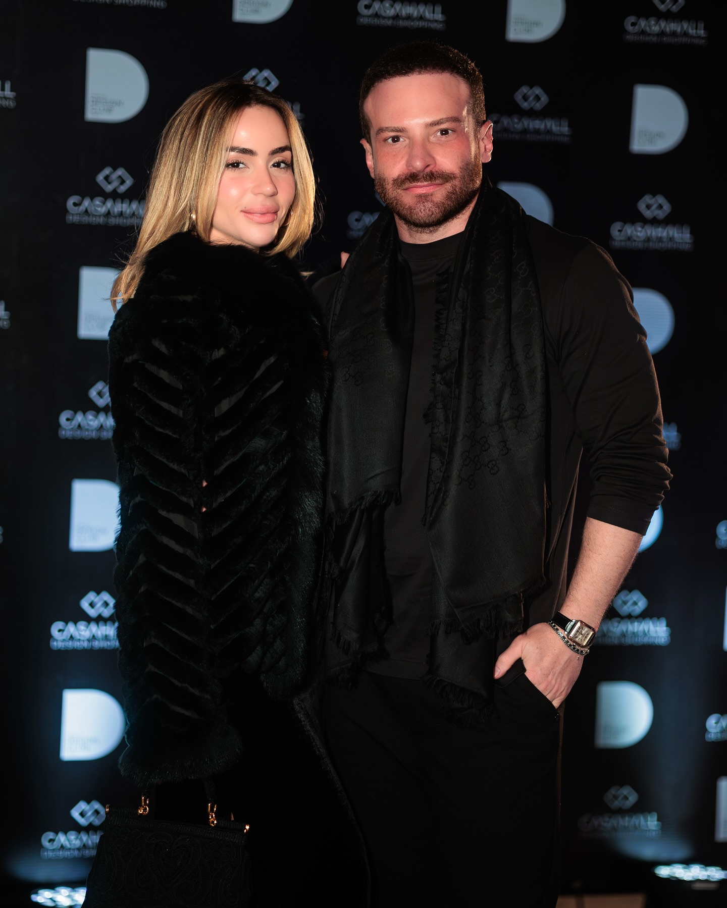 Celebrando o design ✨
Uma noite de encontros, brindes e inspiração.
📸 Deslize e reviva os melhores momentos do Prêmio Design Club 2025.