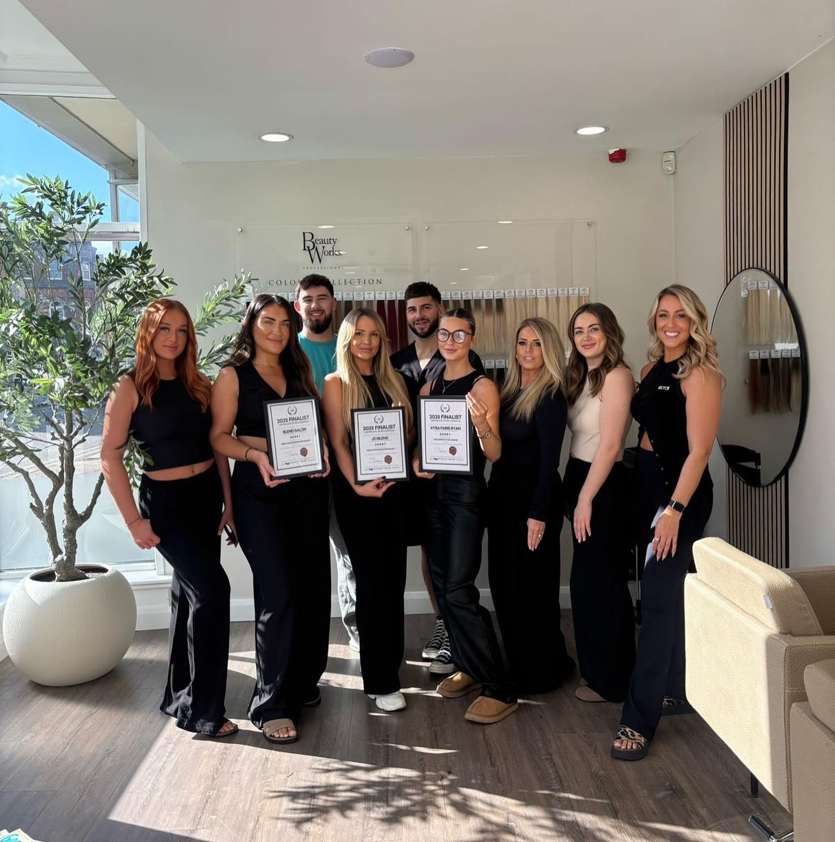✨ We did it… we’re FINALISTS! ✨
So excited to be in the finals of the @hairandbeautyawardsuk for:
🎉 Best Hair Extension Salon
🎉 Hair Extension Specialist – Jo
🎉 Rising Star – Kyra
The excitement is REAL – bring on the awards night! 🥂💇♀️
@jo_blendsalon @thehairspiration @natalieblendsalon @hairbyjoeyyy @jessblendsalon @meganbethhair @kyrablendsalon @benjaminrosshair @ellalouiseskin @capello_hair
#Finalists #HairGoals #TeamGlowUp #BlendSalonDerby #hairandbeautyawardsuk #hairextensionsalon