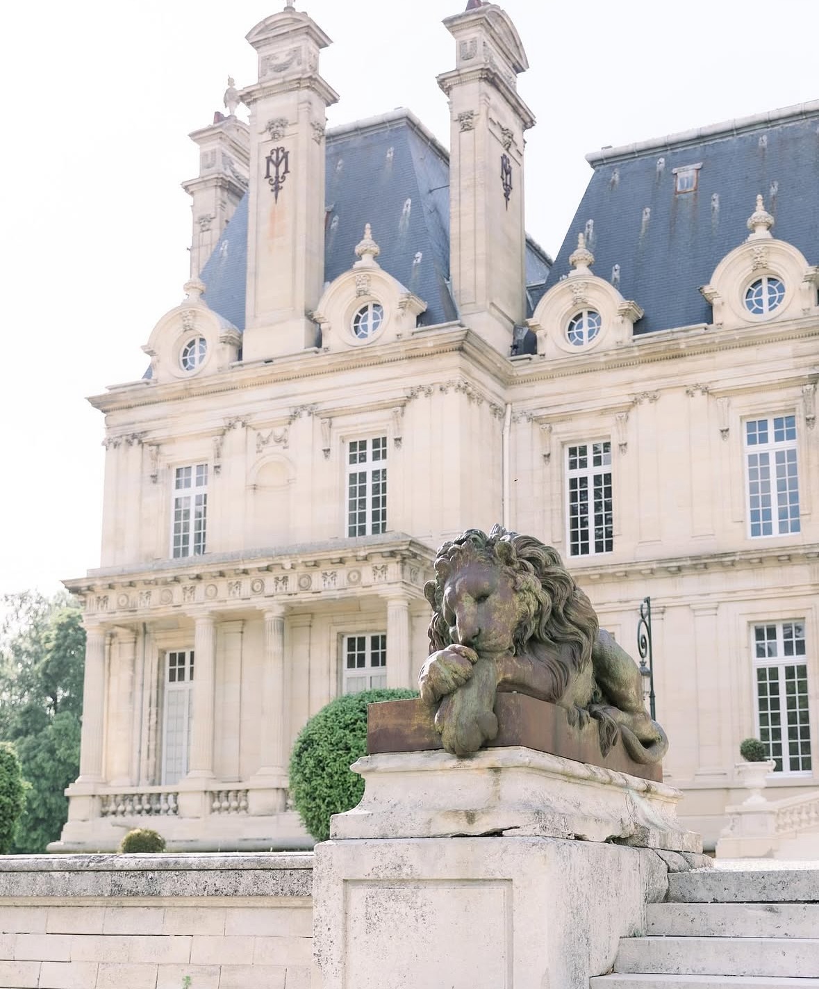 Traumhafte Locations
Ich bin so dankbar, 2025 und 2026 an diesen und weiteren traumhaften, exklusiven Locations in Frankreich, Mallorca, Ibiza und Deutschland Hochzeiten planen zu dürfen.
Jede einzelne dieser Locations erzählt eine eigene Geschichte und könnte verschiedener nicht sein. Ich freue mich unglaublich darauf, gemeinsam mit wundervollen Brautpaaren und großartigen Dienstleistern unvergessliche Momente zu schaffen, denn dieses Vertrauen und diese Chance sind für mich keine Selbstverständlichkeit.
Welche Location wäre euer absoluter Traum? Schreibt es gern in die Kommentare.
#fincamallorca #destinationweddingplanner #chateau #venuewedding #mallorcawedding #ibizawedding #francewedding #germanwedding #hochzeitsplanung #locationscouting