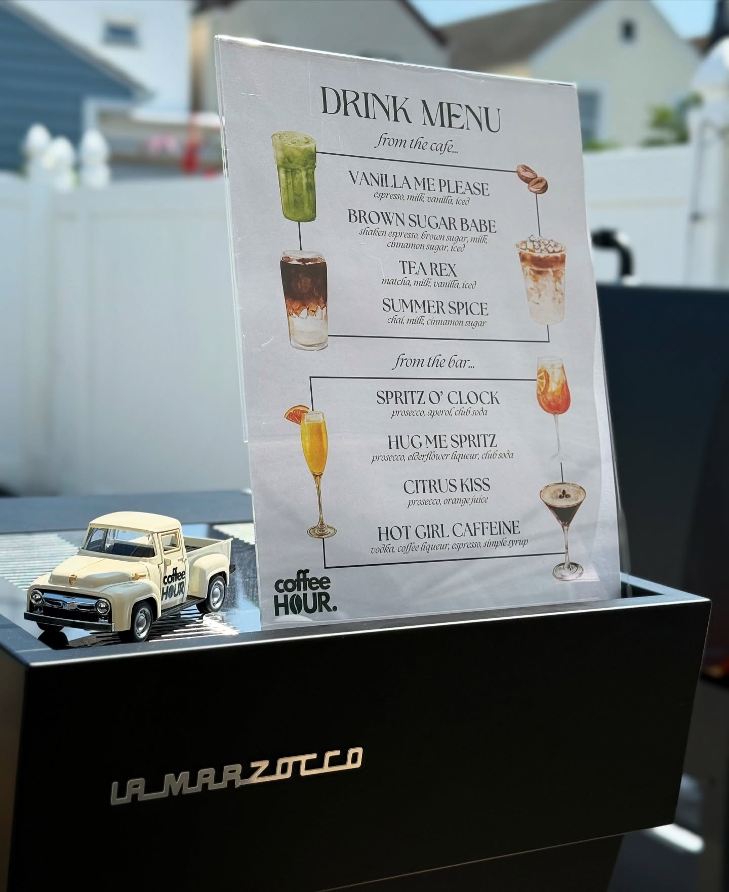 The highlight of brunch is always the drinks….
#coffeecart #espressobar #nyc #brunch #sundaybrunch