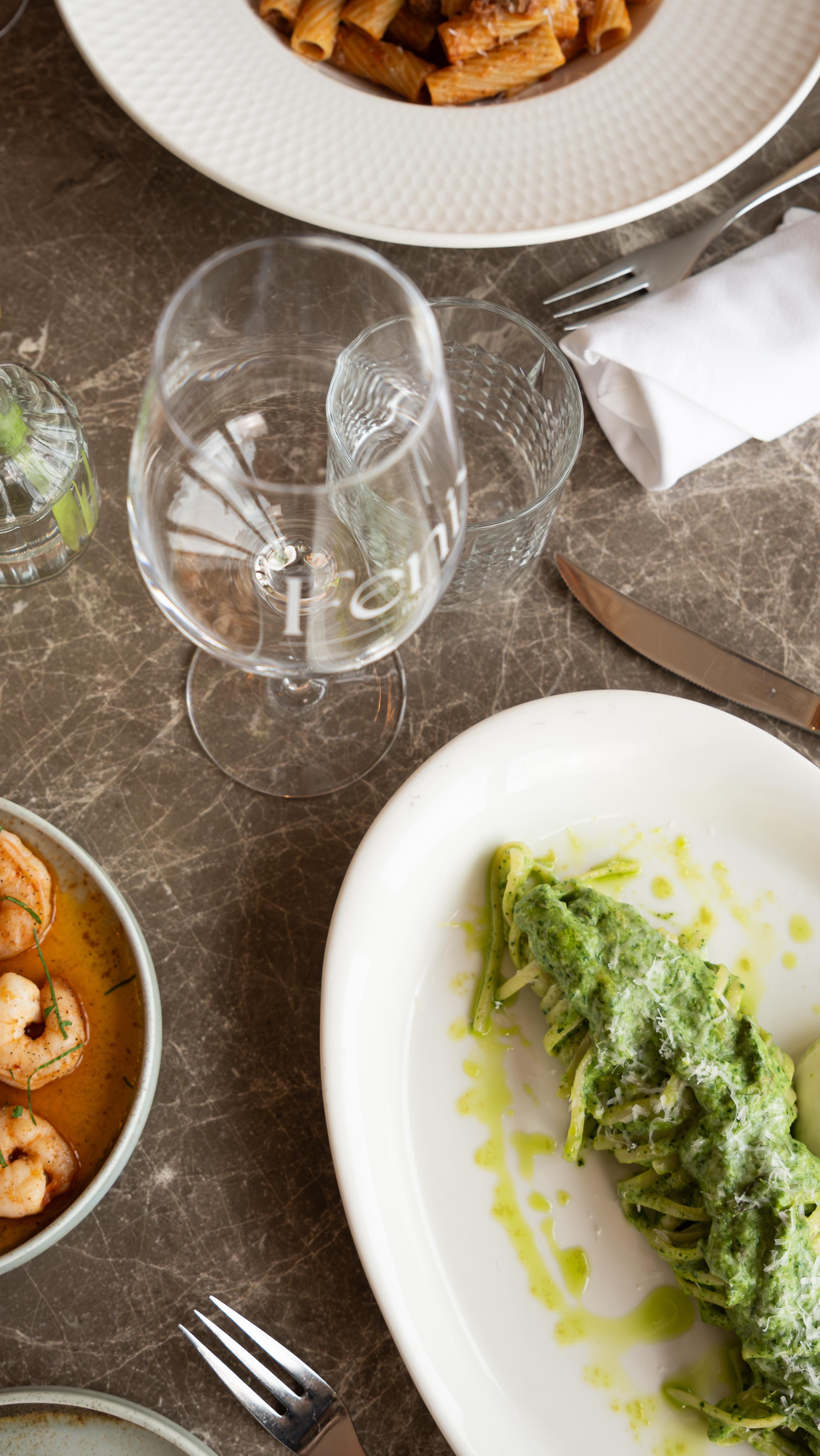 Something new is coming to your plate…
Fresh creations, bold flavors – our new menu is on the way.
Stay tuned.
#NewMenuTease #FenixRust #ComingSoon #FreshFlavors #TasteTheFuture #MenuPreview #RooftopDining