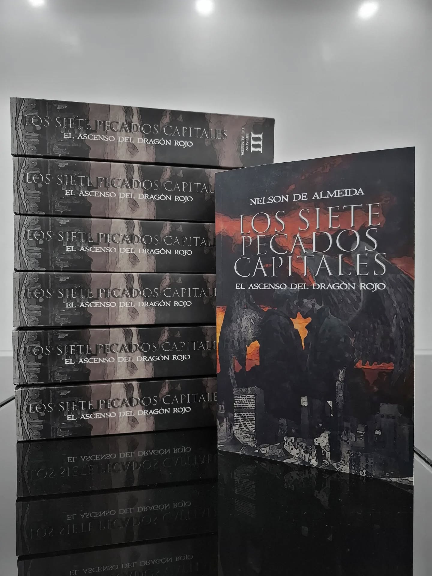 ¡Les traigo buenas noticias! "El Ascenso Del Dragón Rojo" llegó a Venezuela 🇻🇪 Solo quedan 2 ejemplares disponibles. Para quienes quieran adquirir su copia firmada pueden escribirme al privado. Si necesitas más información, puedes visitar mi página web: nelsondealmeida.com 🫶🏻
¿Estás listo para abordar la última aventura de Led, Rakso y compañía?
El momento de las despedidas ha llegado.
¡Bienvenidos por última vez al Seol! 🖤
#L7PC #ElAscensoDelDragonRojo #bookblog #autorvenezolano