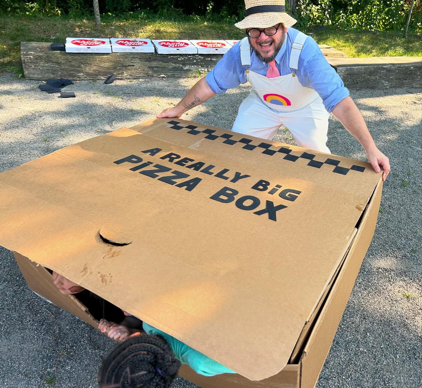 PIZZA DAY @rwpgatewaycenter was a really cute, fun, weird, playful, special, pungent, and tasty time! Visitors got to play in the REALLY BIG PIZZA BOX, make a compost pizza and cook it in the EZ-FAKE PIZZA OVEN, and decorate the PIZZA PRINCESS with toppings! REALLY BIG thanks to @cosbrarian and @astralgrandad for being excellent collaborators and playful pals! REALLY BIG thanks to @rhodyslice for providing the pizza boxes and the pizza to eat! And REALLY BIG thanks to @providenceact and @pvdparks for facilitating our Ely Fund grant to make it all happen ☺️🍕🌈✨ Hope to have another PIZZA DAY again soon so we can all remember that we are in this pizza box together.