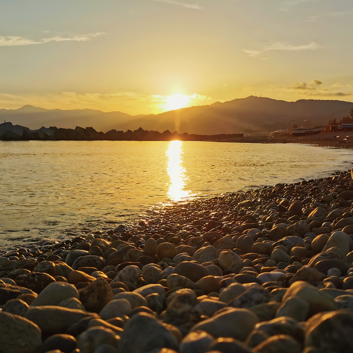 📍 Capo Peloro, Messina
.
.
.
📸 ©VisitCapoPeloro | Edited visual from original by @rocaf91 – Ask before reuse.
.
.
.
#TorreFaro #CapoPeloro #VisitCapoPeloro #Messina #VisitMessina #Sicily #VisitSicily #FishingVillage #VillageCharm #AuthenticSicily #Sunset #SicilySunset
