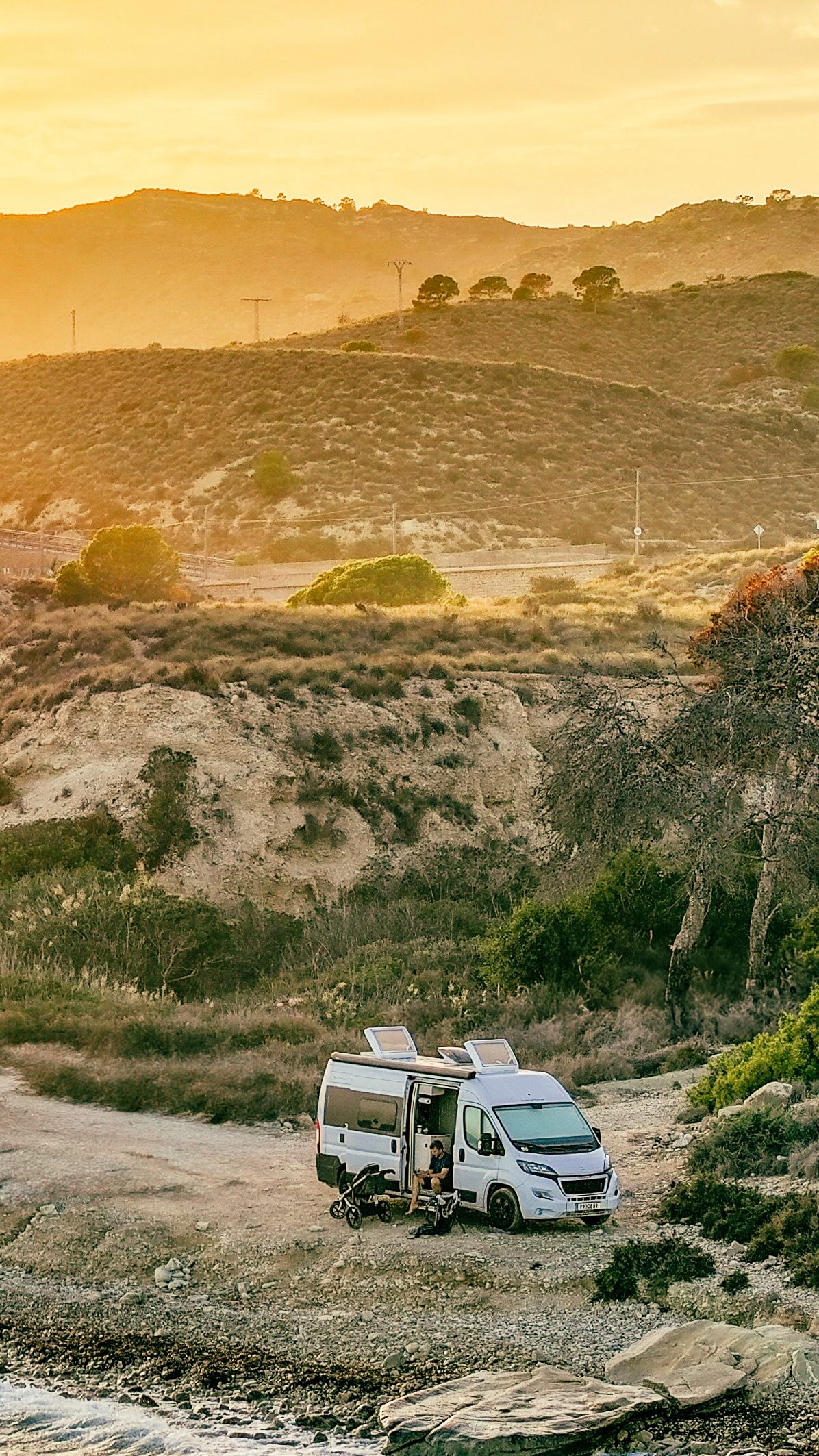 D o n ‘ t s t o p 🌍 Ja, Reisen ist anders geworden, seit der kleine Zwerg in unserem Leben ist, ABER: Mit ihm darf ich alles noch einmal zum ersten Mal erleben und die Welt auch ein bisschen mit seinen Augen erkunden.
.
.
.
.
.
#reisenmitkind #reisenmitbaby #wanderlust #travelingfamily #immerunterwegs #happyme