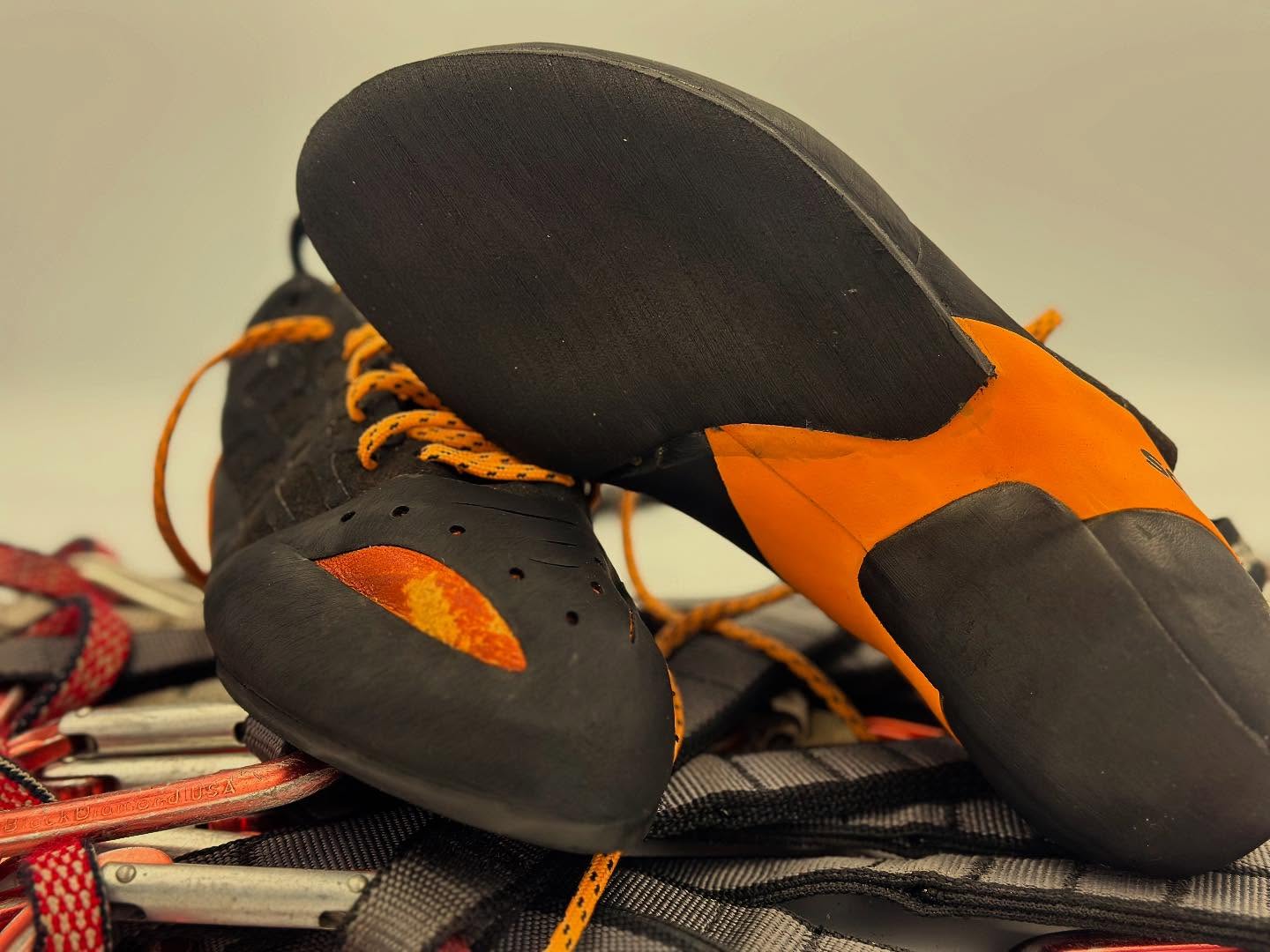 New split sole replacement and a clean (inside and out). Making this as good as new! #climbingresolesaustralia #reducereuserecycle #rockclimbingshoes