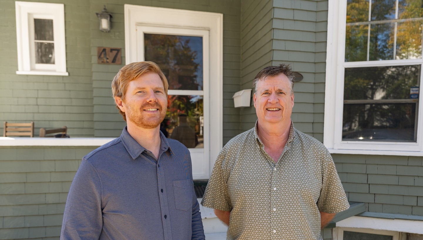 When life feels overwhelming, reaching out for support can be a powerful step. Explore counselling therapy options that can help you understand yourself better. Check out our newest blog post exploring therapy options. Link in Bio!