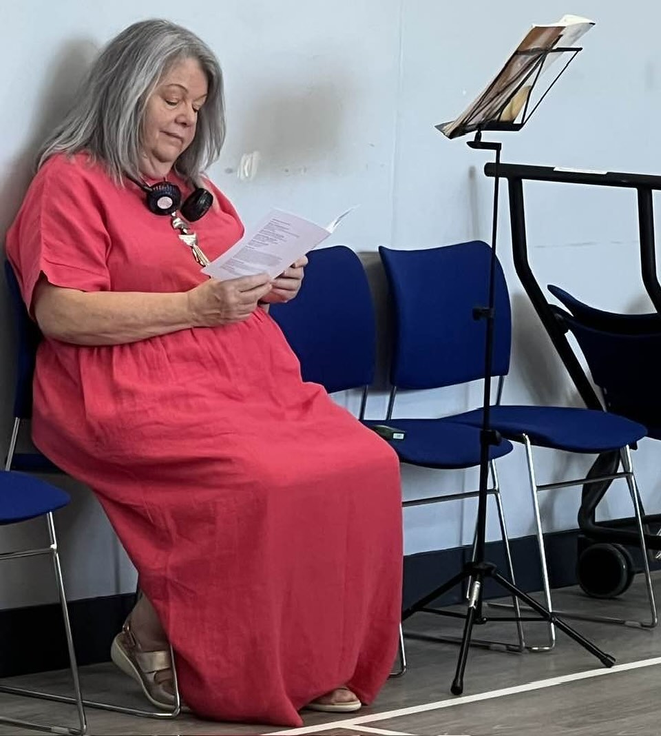 Meet the choir. @jo.churcher Alto. I joined Polymnia in 2013. I’d been singing the Messiah with Richard and Kylie when they suggested I might like to join Polymnia. Having had a long break from choral singing I’d only recently started singing alto (I’m a mezzo really). I was immediately impressed by the quality of the choir and the inspiring range of music. We have had some fabulous directors and I have learnt much from all of them. During a concert, when we’re all at the top of our game, we can produce some spine-tingling moments – a challenging piece that we pull off with aplomb or a beloved favourite in our repertoire.
A piece that stays in my memory is @mortenlauridsenn Les Chansons des roses. I hope we might perform it again sometime…