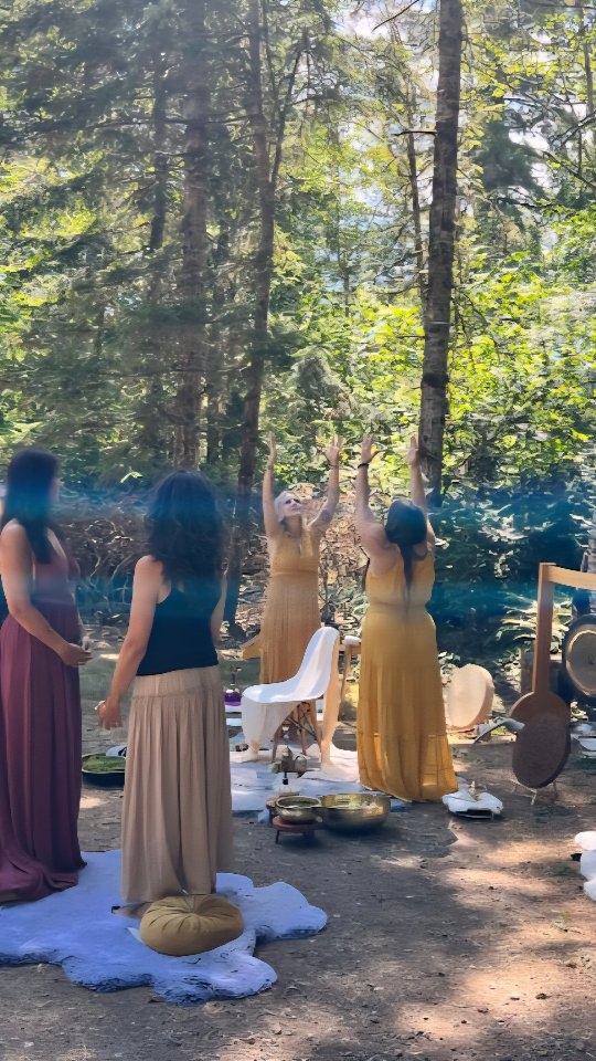 The magic we create!!!
The A Touch of Meraki Facilitator retreat was beyond powerful! 16 phenomenal facilitators coming together to share their hearts work with 1 badass assistant to help us bring the magic together and 1 photographer & 1 videoographer to capture it all. Here is a recap of what we experienced together.