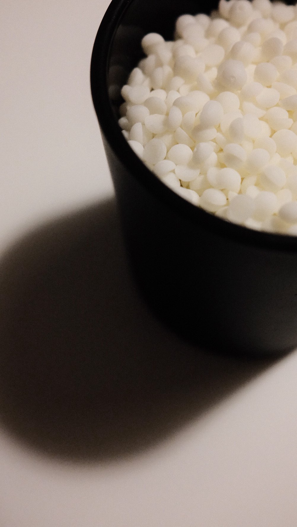 I stumbled upon my melting point;
a sensory memory shaped by scent.
#momentofscent #scent #candles #discovery