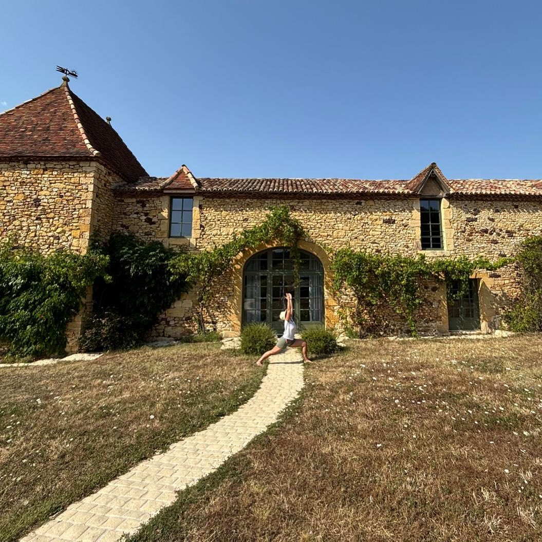 Classes running all summer☀️
.
#plymflowyoga #yoga #yogapractice #flowyoga #vinyasa #vinyasaflow #yogaclass #plymstock #plymouth #yealmpton #yealmptoncommunitycentre #brixtondevon #southhams #devon #france #hotsummerdays☀️ #warrior1