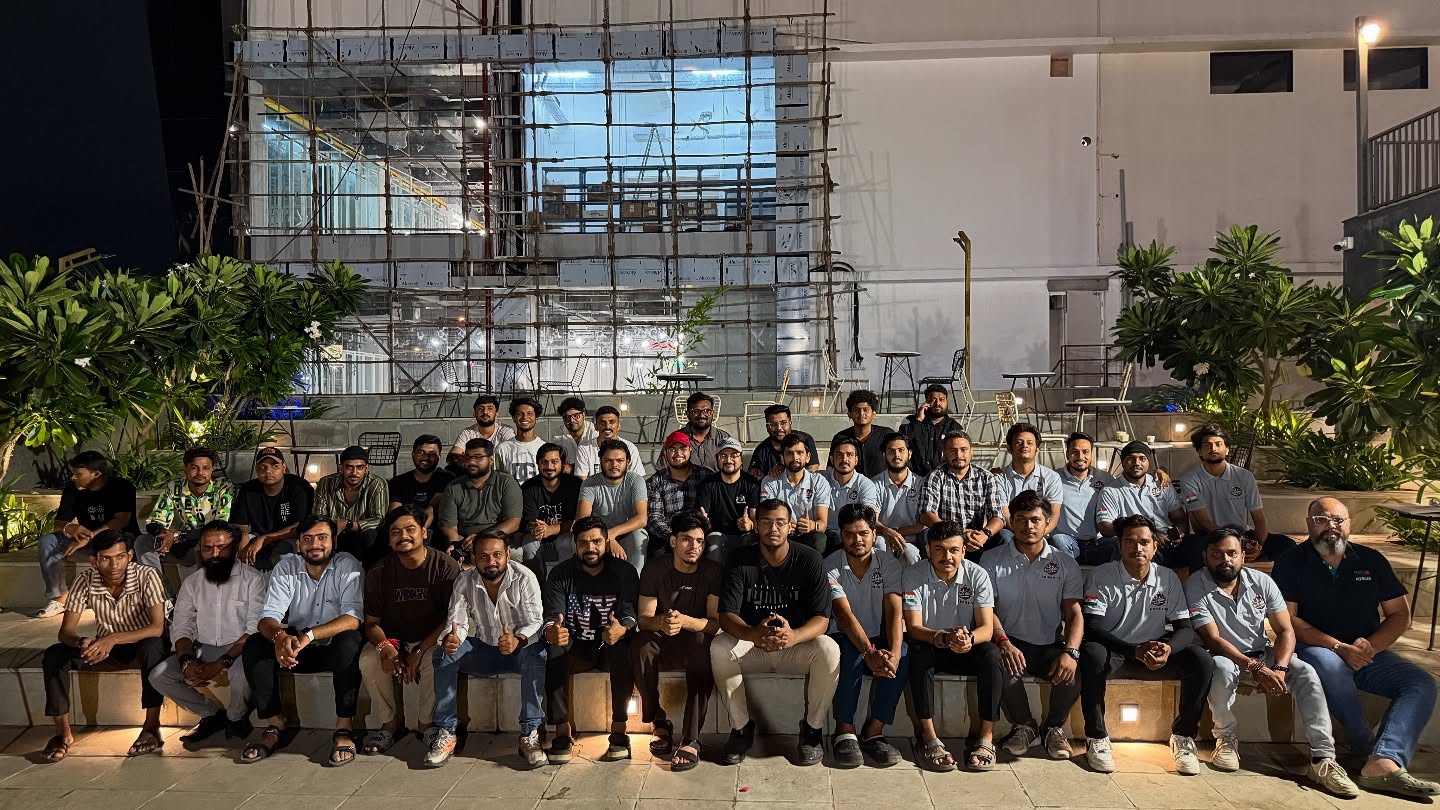 अध्याय - 1.0
In middle of these busy long days & nights where we all are building something impeccable & astonishing, we managed to get some time to cherish moments & celebrate the bond we have created from last six months .
We believe we are so grateful for each one of us & keep believing in the vision we are moving towards.
What a wonderful meet up this was where we could actually feel the passion within everybody.
Team @hot_wheel05 @surat_rider_brothers @src_bikers & @we_teamsbc & just our moments of happiness ❤️
PC - @kharade_sahab
#BikerHood #Surat #independanceday #2025