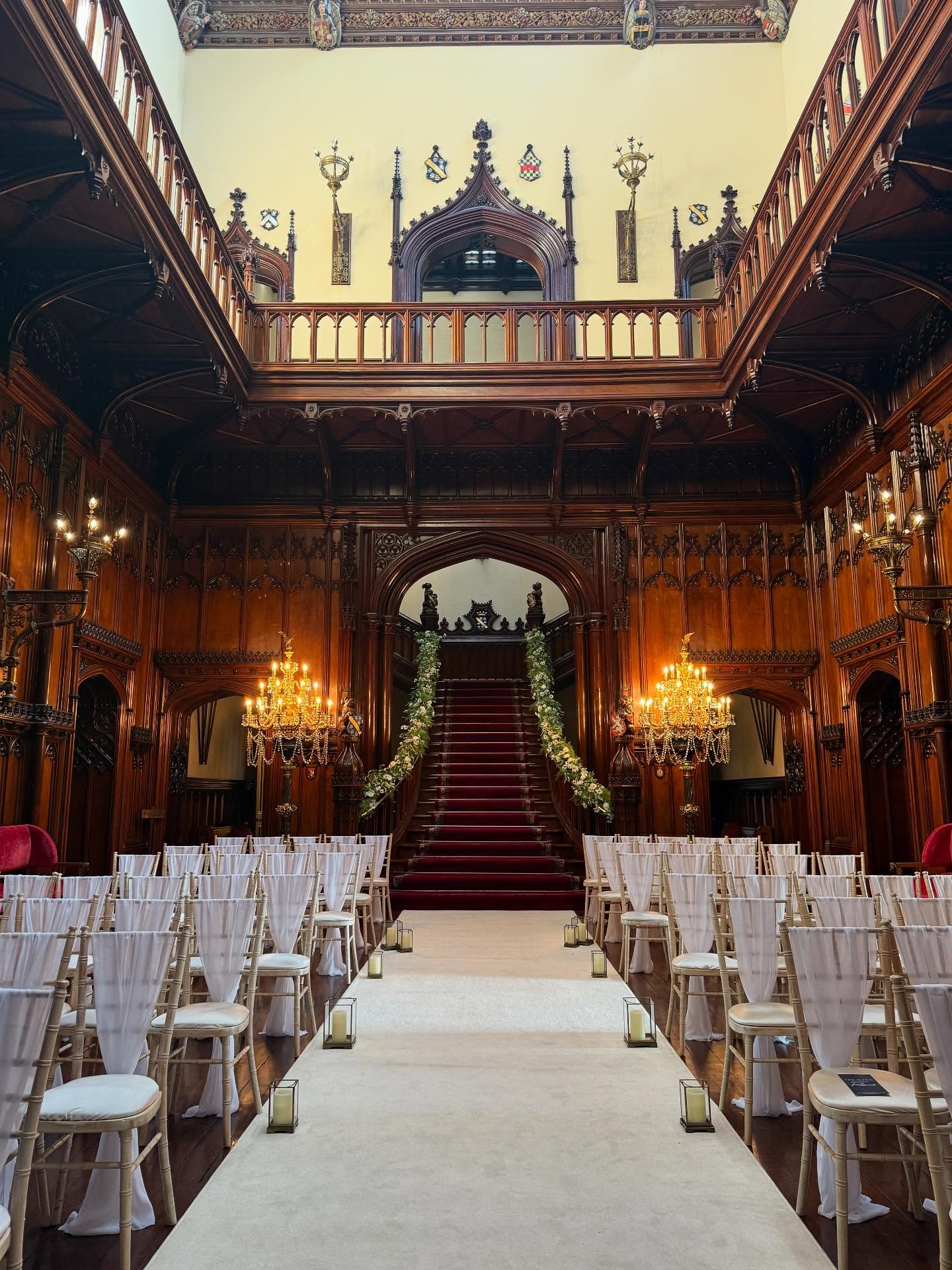 Throwback to this glorious staircase decoration for a wonderful couple. And such a stunning venue @allertoncastleyorkshire