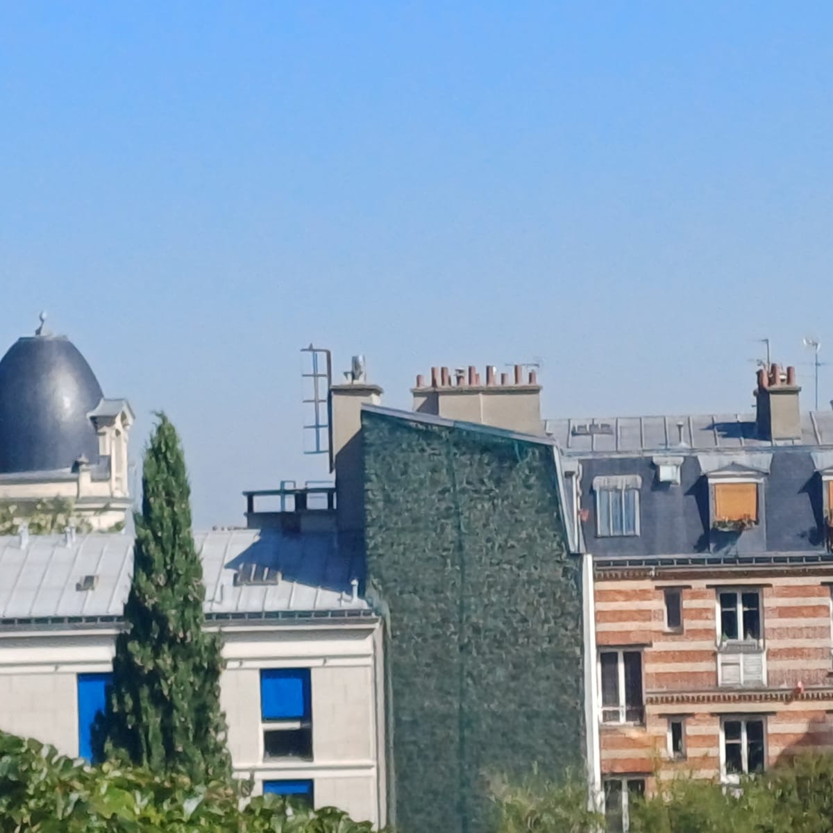 Sur le ciel de #paris
#welchomeinternational #propertyfinder #italianiaparigi #comprarecasa #agentimmobiliareitalianoaparigi