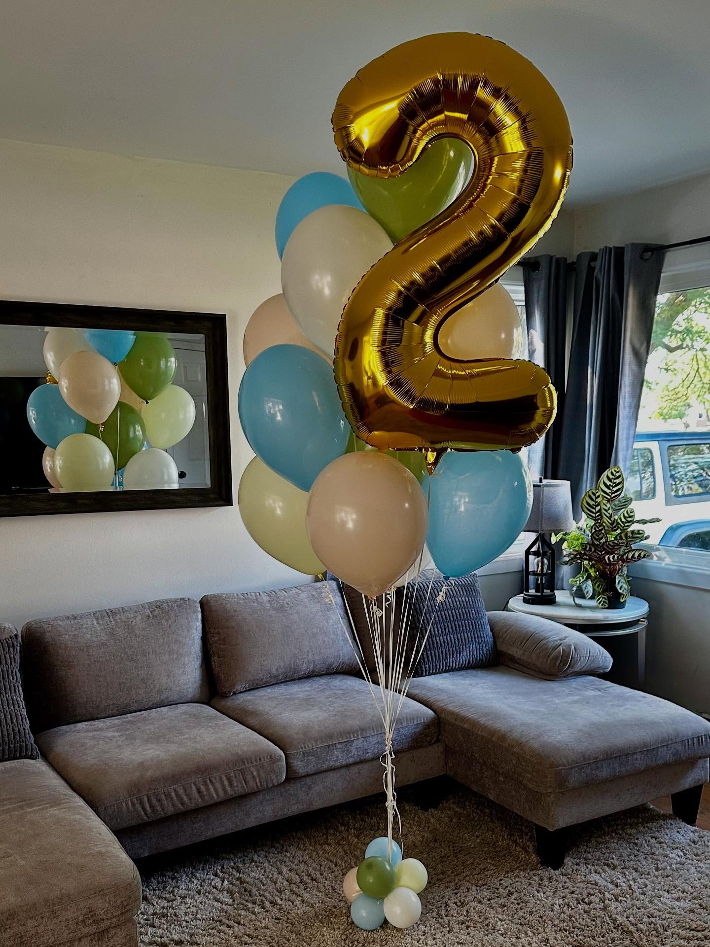 Turning TWO in style! This gold number balloon bouquet with soft blues, greens, and neutrals made the perfect centerpiece for a sweet birthday celebration. Delivery or pick up available.
#BirthdayBalloons #BalloonBouquet #NumberBalloon #PartyDecor #TwoYearsOld #BalloonStylist #BalloonDelivery #BalloonsChicago
#bigballoonsco
