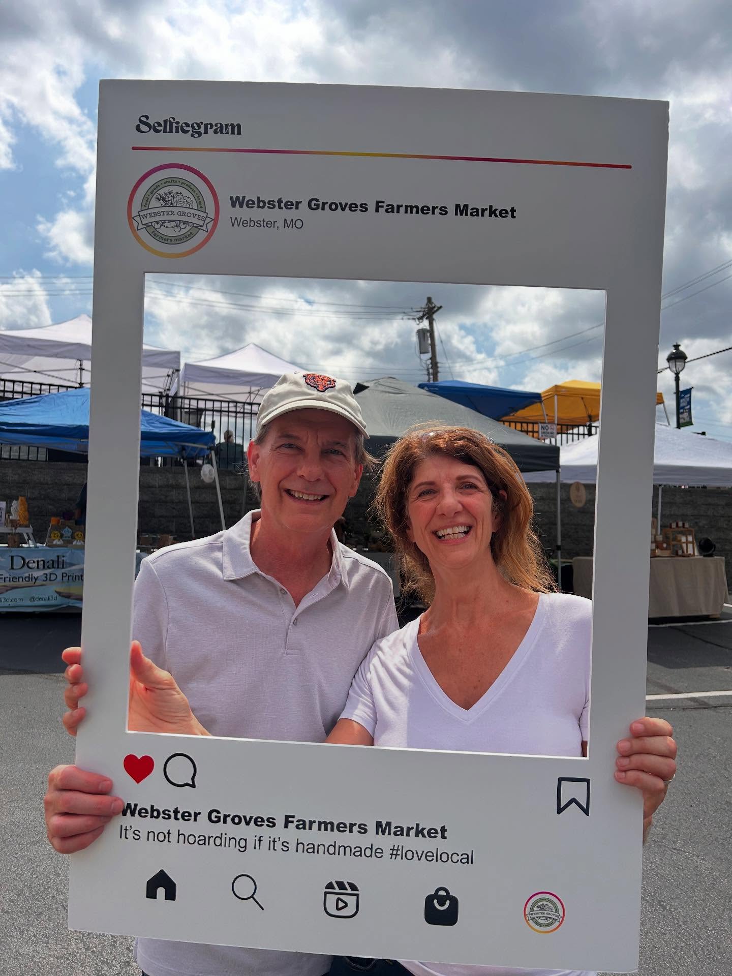 Market mornings, picture perfect! 🤳
#itsnothoardingifitshandmade #lovelocal #wgfm
Thanks to our buds at @inkspotstl for creating our fun selfie gram!