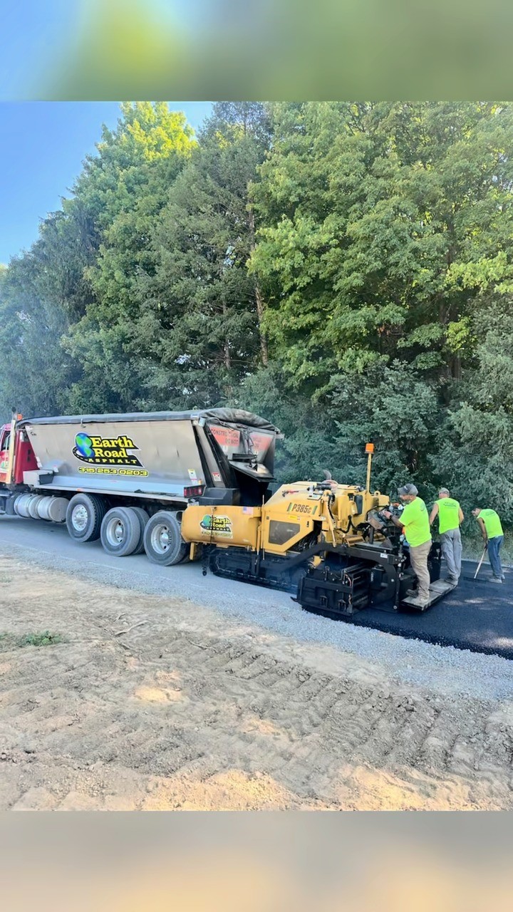 Smooth. Strong. Built to last.
From driveways to highways and everything in between, Earth Road Asphalt keeps Central NY rolling.
📍 277 North Street, Building A, Auburn, NY | 📞 315-253-9060 | 🌐 earthroadasphalt.com
#EarthRoadAsphalt #PavingPros #AsphaltLife #KickingAsphalt #CentralNY #MadeInAmerica #EpicPaving