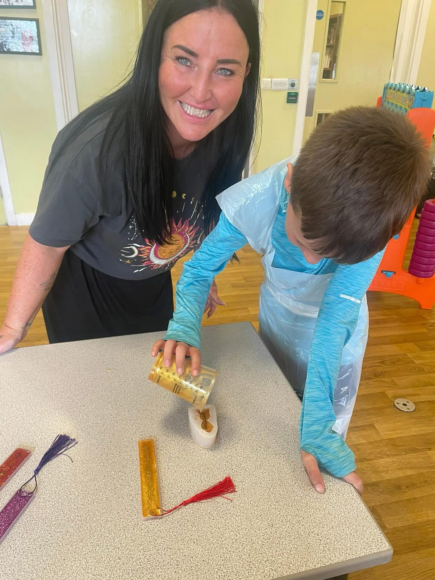 Epoxy resin and games yesterday at Woodlands community centre…