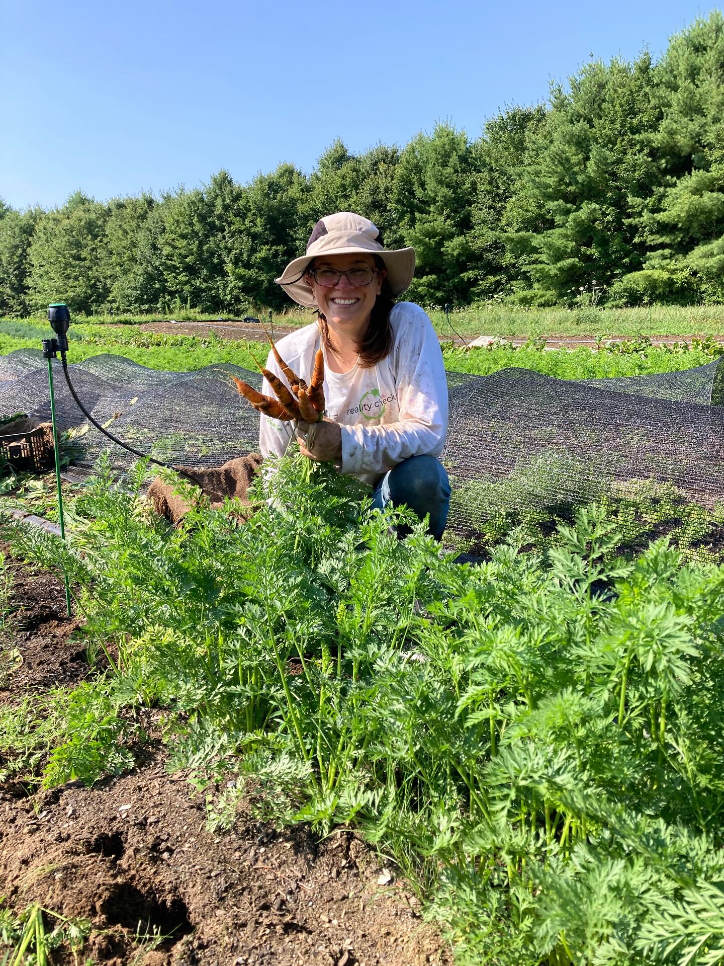 The bounty of summer; heavy, colorful and delicious… and so needy that I never remember to post pictures!
We are saying goodbye to our dear farmer friend Heather who is starting up the school season again; she has helped out so much on the farm this summer and she is going to be missed! ✨🌱💕