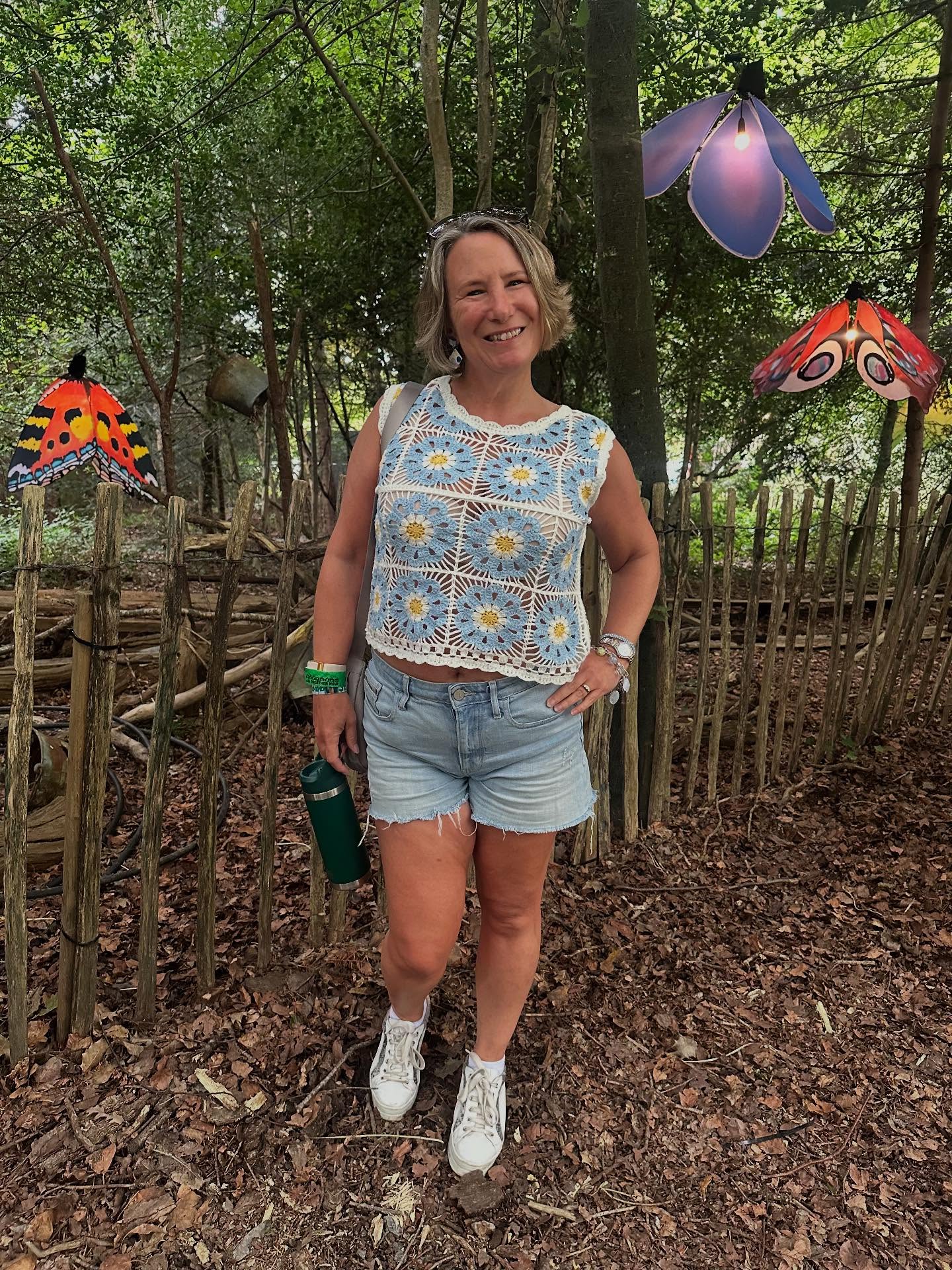 š»Calling nature loving, therapists, psychologists, social workers, social care and education professionals, community group leaders and more!
ļæ½šæAre you interested in Ecotherapy? Are you curious about how you could help those you work with to connect more with nature for their wellbeing and the wellbeing of the planet? Are you interested to learn about the growing body of research in the area of Ecotherapy and ecologically informed practice? Well, hereās a great way to get yourself started.
š£ I am now taking bookings for Autumn Ecotherapy workshop.
š·This workshop will be in person outdoors in Co Clare from Sept 5th to 7th and is 17 hrs CPD
The fee for each workshop is 375 euros and there will be a max of 8 participants in each.
š³The workshop will provide theory, practical tips, and time to reflect on your own ecological mindset and relationship with the natural world with plenty of experiential learning. You will begin to develop and imagine your own Ecotherapy practice, whether that is indoors/online or working outdoors with individuals or groups.
š§ Suitable for people working in a variety of different helping professions please email me at joannepsychotherapy@gmail.com for more details.