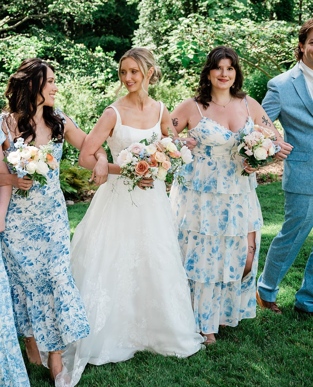Something blue to make all your wedding dreams come true! This classic blue and white palette, with touches of soft pink and peach florals, creates a timeless and elegant look. Swipe to see how the details, from the delicate stationery to the vibrant ceremony blooms, all work together to tell a beautiful story.
This stunning inspiration comes from Darcy and Nick's wedding at the Historic London Town & Gardens. It was a joy to capture their wedding day along with their incredible wedding team!
Save this post for your own wedding planning inspiration!
—
Venue: @historiclondontowngardens
Wedding Photographer: @saravarsphotography
Coordinator: @simplycreatedevents
Baker: @sweetheartspatisserie
Caterer: @zeffertandgold
Florist: @thurmanandfig
Rentals: @prettylittleweddingco
Music (Band): @bachelorboysband
—
📸 Sara Vars Photography
💍 Wedding, Engagement & Branding Photographer
📖 Specializing in Classic Editing & Storytelling Style Photography
📍 Maryland, DC, Virginia
🔗 Link in bio for Availability 📅
—
#ElegantWedding #BridalPartyStyle #GenuineConnections #WeddingInspiration #CuratedWedding #LuxuryWedding #WeddingTeam #blueweddinginspo #bluesummerwedding #gardenweddingstyle #luxurywedding #marylandweddingvendor #marylandweddingvenue #blueweddingideas #MarylandWeddingPhotographer #VirginiaWeddingPhotographer #DCWeddingPhotographer #SaraVarsPhotography #RealWeddings #BridesmaidDresses #ThoughtfulDetails #weddingtableideas