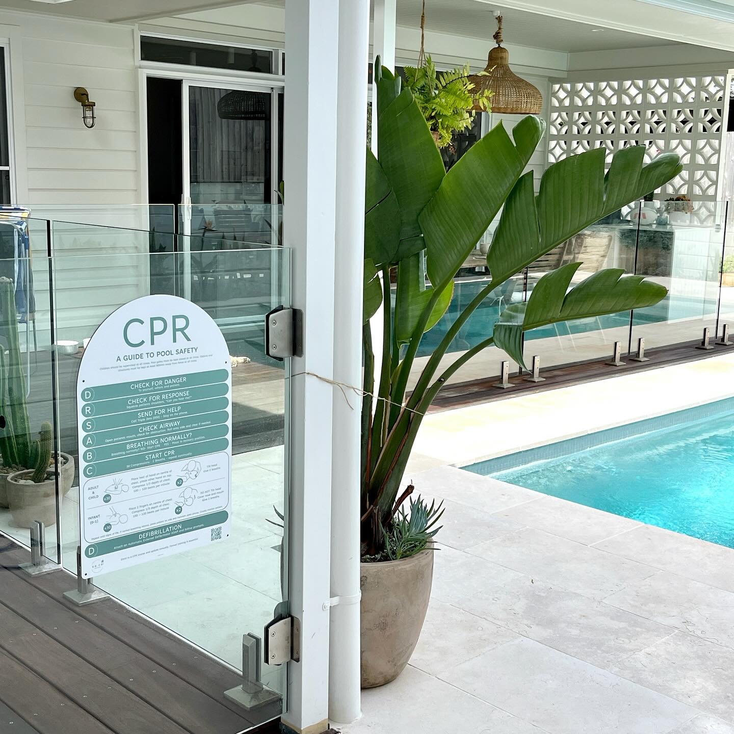 Safety never looked so good. Our CPR signs keep your pool compliant without cramping your style #poolsafety #CPRsign #poolinspiration #outdoorliving #watersafety