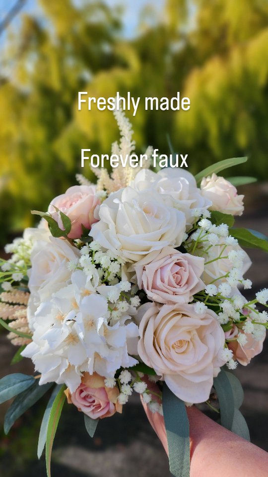 Fresh this week… but designed to last forever. 🌸✨
In just the past 7 days, over 20 new bouquets have left my studio — each one handmade with the highest-quality faux flowers so realistic, you’ll have guests doing a double-take.
From vibrant summer pops to soft, romantic tones, every bouquet is custom-made to capture your love story in colour, texture, and detail. 💍
💌 DM me to start creating your dream bouquet — perfect for your big day, and beautiful for years after “I do.”
#weddingflowersmelbourne #melbourneweddingflowers #fauxweddingflowers #melbourneweddingflorist #victoriaweddingflowers #australianweddingflorist #bridalbouquetinspo #fauxflowersaustralia #weddingflowerideas #weddingflowersaustralia #melbourneweddings #australianweddingflowers #bouquetideas #bridebouquet #weddingfloristmelbourne #fauxflowerwedding #weddingflowerdesign #bridalflowersmelbourne #melbourneweddingstyle #weddinginspirationaustralia