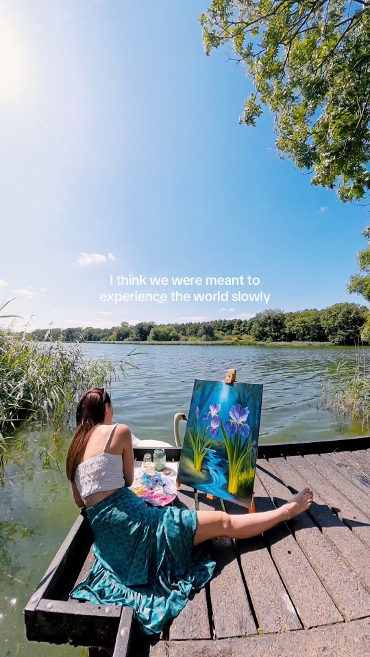 POV: You stopped rushing & started noticing 🌿🦢✨️
Life feels different when you let it.
#slowliving #romanticizeyourlife