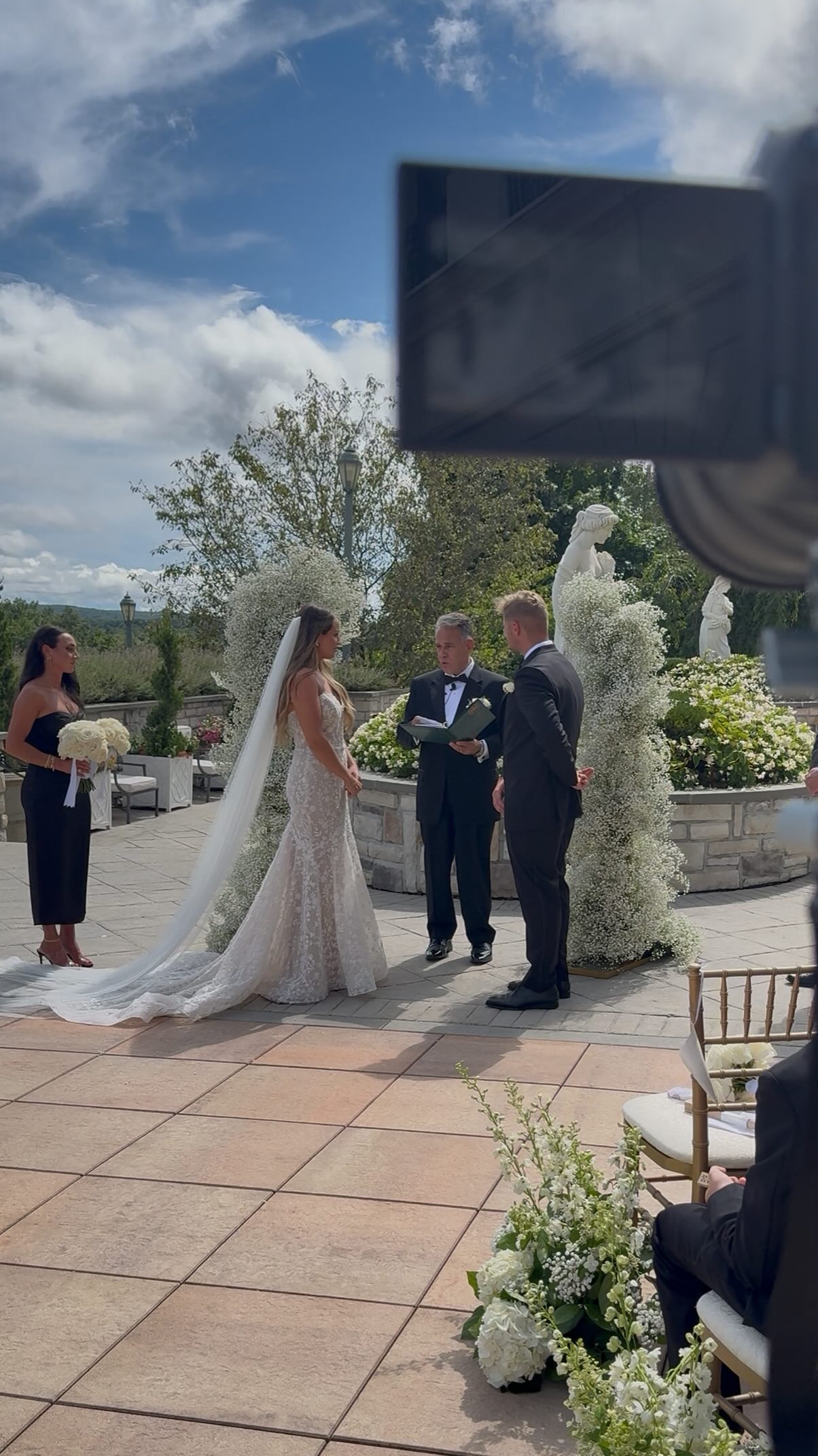 Wednesday wedding day?! Yes, please!
Meg and Charlie planned an intimate mid week celebration with only their closest friends and family.
The morning started off with ominous clouds and down pouring rain. It seemed as though they would spend the day indoors (which is never a bad thing when youâre at Nemacolin). Yet the clouds parted, the sun shone through, and they were able to go about their day as planned with an exquisite outdoor ceremony, and evening portraits at the carousel. They hit up all of Nemacolins trendiest spots and said âI Doâ in front of their close knit circle. What a gift to be among the small crowd and witness the love shared between these two extraordinary, beautiful souls. Forever and ever, amen.
Hereâs the smallest sneak peak into their fairytale đĽ°
.
@meg_feliciani
@charlie_b_phillips
@nemacolin
@bygeordanhay
@allurecouturee