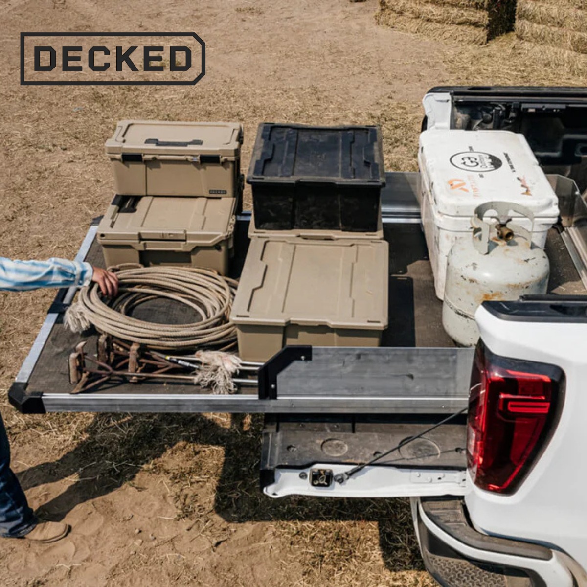 Stop crawling into the back of your truck bed with DECKED’s Drawer System.
DECKED’s Drawer System features modular, customizable storage drawers that roll out to tailgate height for easy access. Built to withstand the elements, this system provides 100% protection from rain, snow, and other harsh conditions, with the steel components treated with powerful rust inhibitors. Each drawer is individually lockable, keeping your gear secure and out of sight for total peace of mind.
Manufactured with steel-reinforced HDPE construction, the system boasts a 2,000 lb payload rating, ensuring strength and durability. No matter the load, these industrial-grade drawers roll out smoothly, like butter.
#linexsandiego #linexsd #linex #decked #deckedusa #worktruck #truck #camping #overland #truckbed