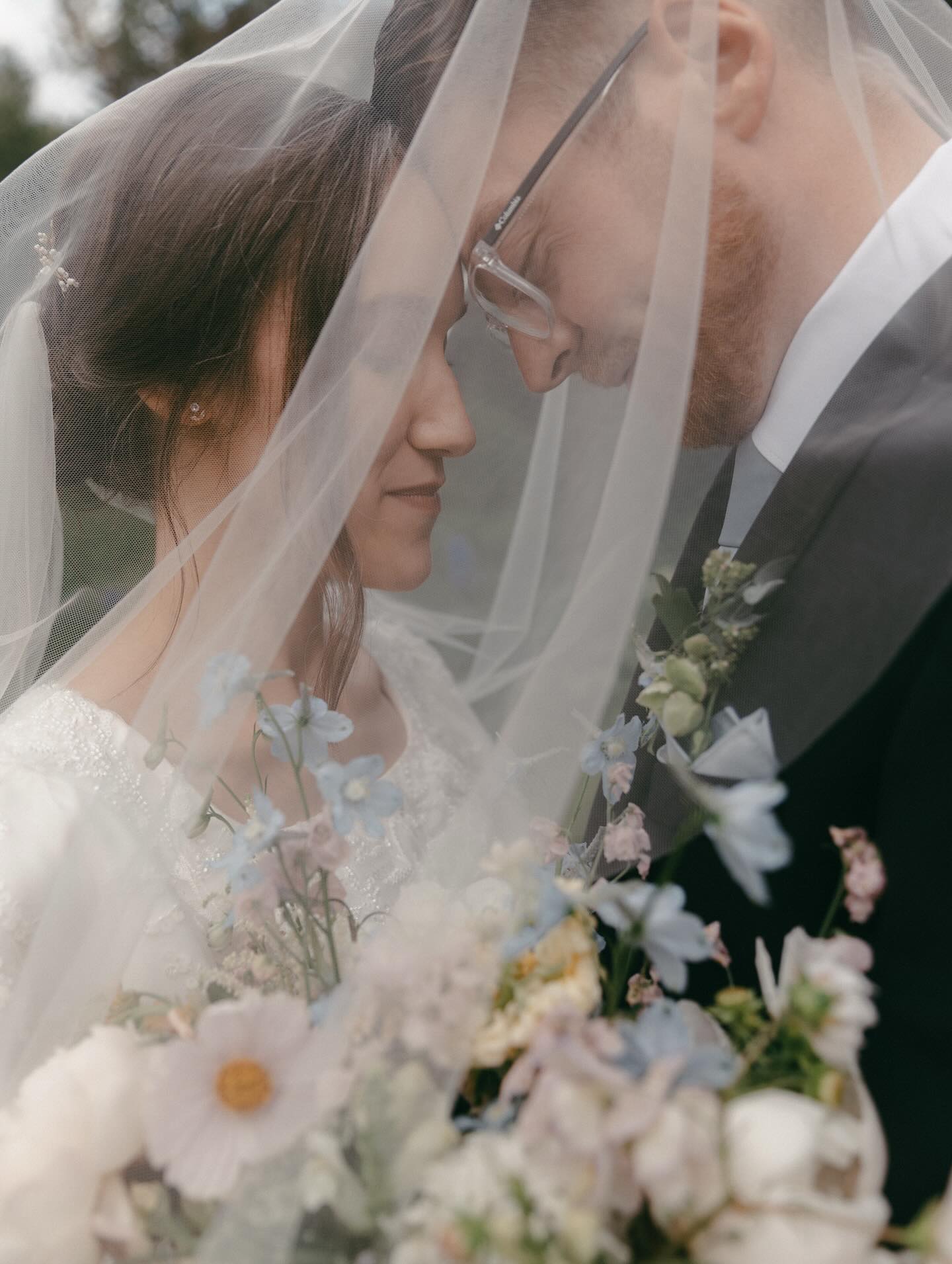 7 weddings in 5 weeks was craaaaazy, and we loved every second! time for a nap ๐ด #edmontonphotographer #edmontonweddingphotographer