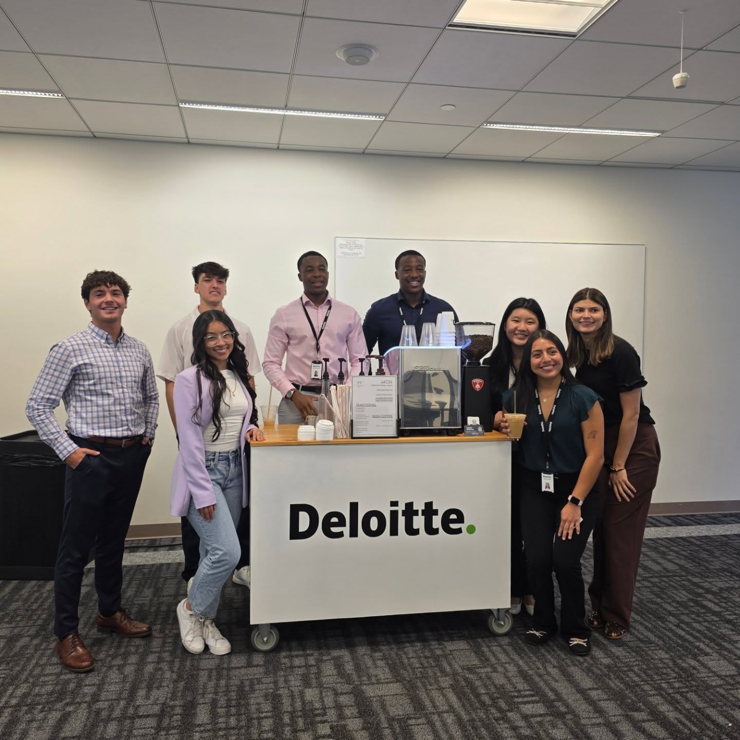 Last day of the internship? That calls for a coffee party! 🎉 We brought the good vibes and even better brews to the Deloitte office. Hope you all had an amazing summer and we wish you the best of luck with whatever comes next!
#tatcoffee #tatcoffeelife #coffeecart #coffeelovers #intern #dallas
