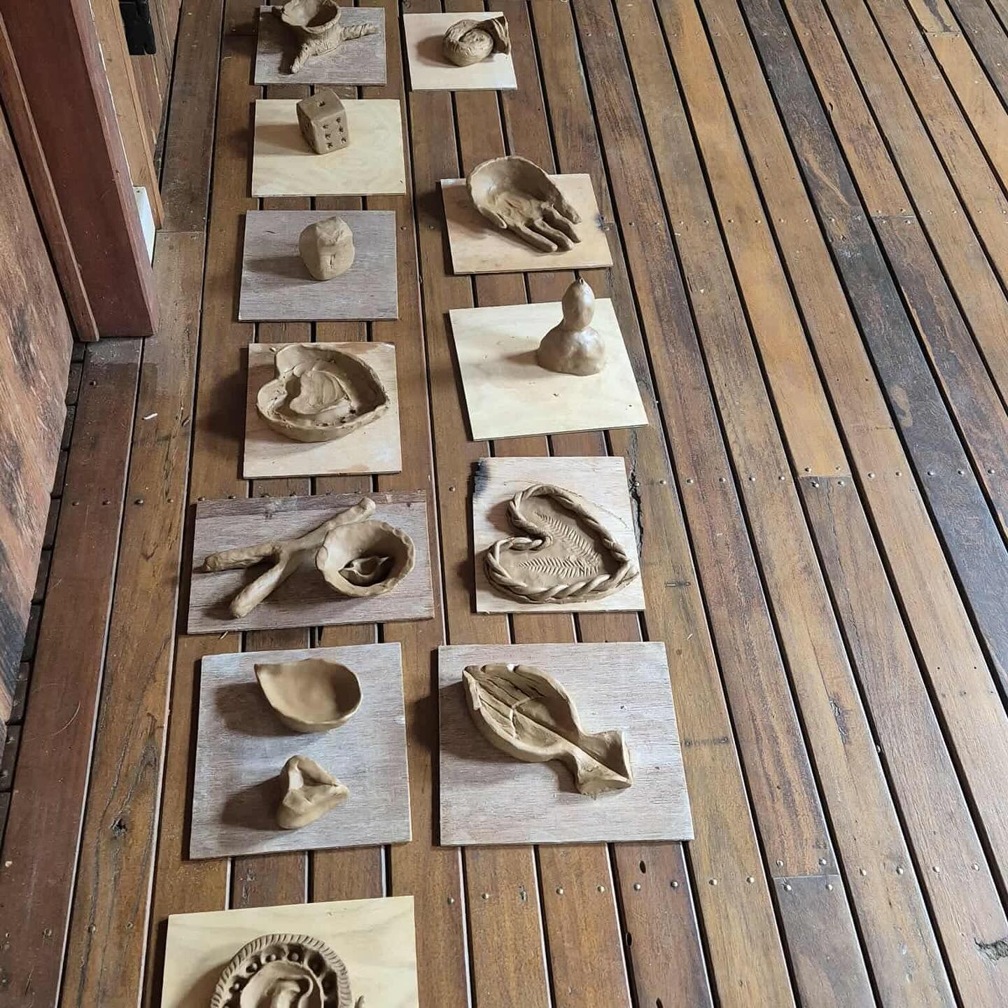 Thank you Milly & Elvina for holding the Protectress & Alchemist lineages at our recent gathering.
Father & Mother medicine on sacred land.
@theholisticfamilyhive 💫 @elfen_womb_energy 💫
#protectress #alchemist #clanmother #shamanicjourney #clay #seadragon #flyingserpent #seagoat