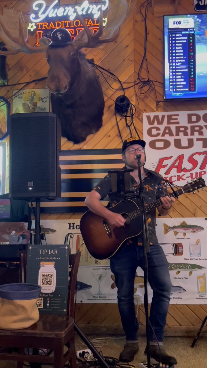 Playing my new song “Bottom of the Mountain” at the Lodge of Antioch. This was released last month via Pacific Records. I can’t help but love rocking under the moose.
#singersongwriter #songwriter #altfolk #americana #livemusic #giglife #musicwithfriends #folkrock #hilife #antioch #midwest #midwestisbest #illinois #illinoismusicians #thelodge #underthemoose #acousticbreakfast