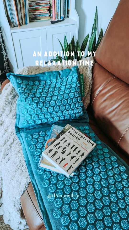 ✨ Does laying on spikes actually work? 🤣
It does! We love our @pranamat! 💕
The design of the mat works like a form of acupuncture that promotes blood flow to areas that need it most. This allows muscles to heal and has other healthy benefits like improved sleep quality.
Some benefits I've experienced:
✨ Released tension in muscles in shoulders and lower back
✨ I enjoy using the pillow when I have a headache and it helps to release the pressure.
I love that it's so easy to implement throughout the day! 😍
👋🏽 You can use the discount code: THISNEWDAY
➡️ Have you used a Prana Mat?
.
.
#pranamat #holistichealth #relaxationtips #momtime