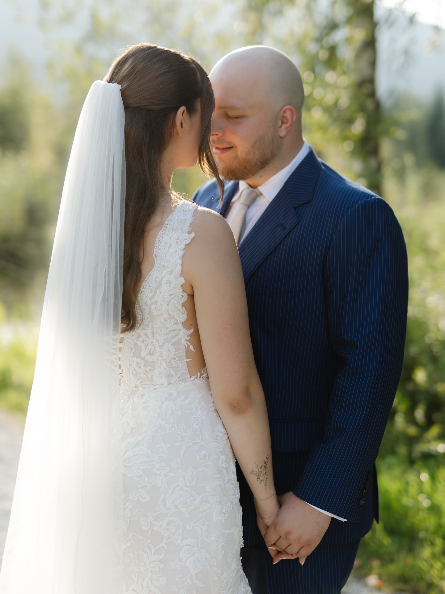 A & T in the Bavarian Alps 🤍
#afterweddingshooting #hochzeitsfotografie #tegernseewedding #chiemseewedding #melinawaliczekfotografie #hochzeit2026 #destinationweddingaustria #berghochzeit
