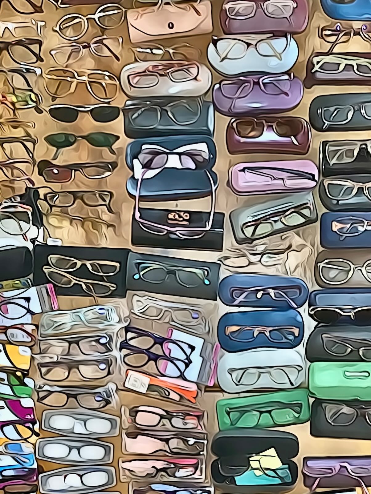 👓 SaversSpecs Update!
This week, we’ve donated 165 pairs of glasses for Kagera, Tanzania — from old prescription lenses to shiny new reading specs. Every single pair will be cleaned, repurposed, and matched to new owners by Dr Ethan, bringing clearer vision (and bigger smiles!) to people who need it most.