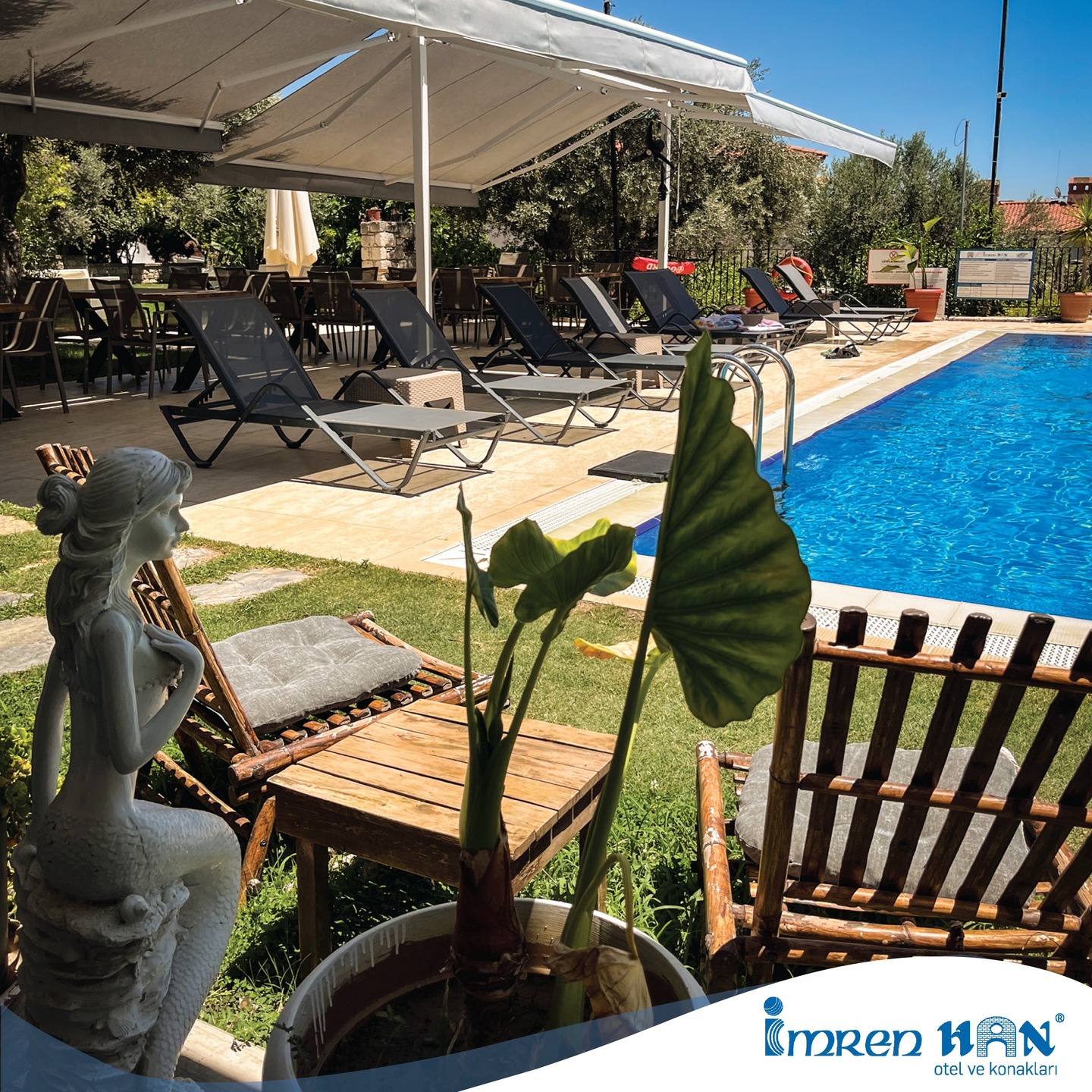 İmrenHan Otel & Konaklarında güneşi batırmanın en keyifli hali 🌅
0 (232) 716 60 02
0 ( 539 ) 664 30 00
Numaralarından rezervasyon yaptırabilirsiniz.🛎️
#alacati #butikoteller #alaçatıotelleri