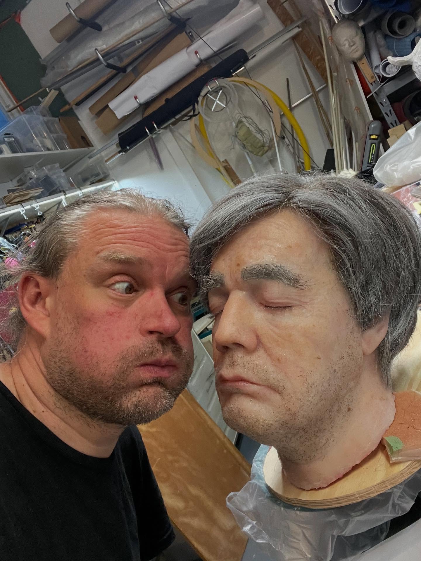 bam!!! Har gjort det igen. Levererat en helt omöjlig grej. På 6 och en halv dagar. Ett realistisk huvud av Pelle i the hives. Som gammal till en musikvideo. Med ålders smink och pålimmat prostetic. Satan i gatan vilken prakt-leverans!!