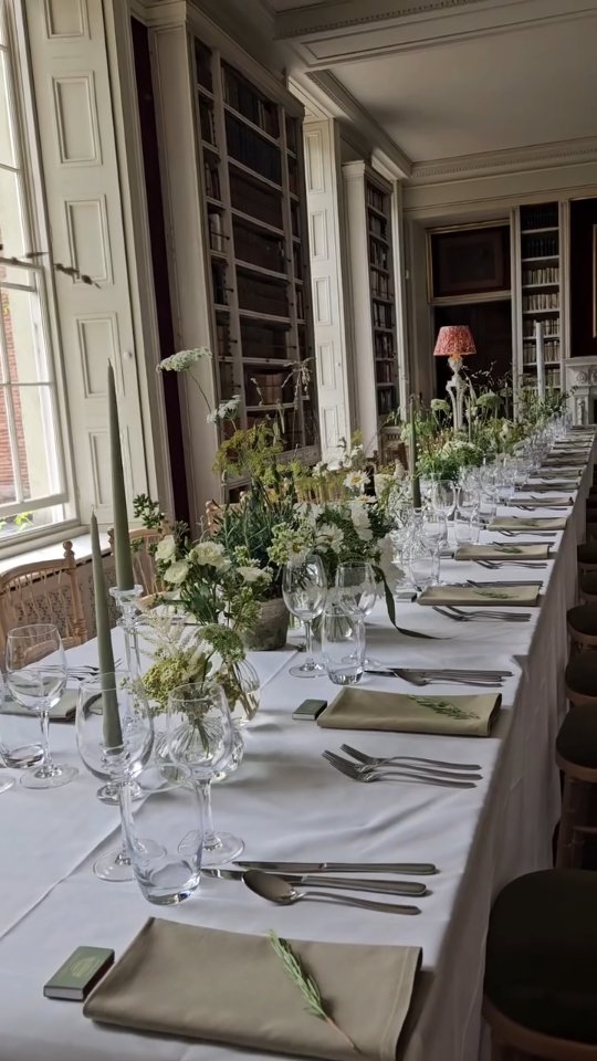 On a glorious day at the end of July... I had armfuls of some of my favourite blooms.. grasses.. delphiniums.. fennel and so on...
You honestly can not beat a dining table with lofty grasses bellowing in the wind at the height of summer. I adored this wedding.. every inch of it celebrated love and laughter.. it was the perfect uplifting day!
A beautiful couple and a very memorable tale of a 🐈!
Venue @stgileshouseweddings
Catering @victoriablashfordsnell
Photographer @victoriasomersethowphotography
HMU @holliedanbyhairandmakeup
#stgileshouse #dorsetflorist.#real wedding #dorsetweddingbenue #summer wedding..