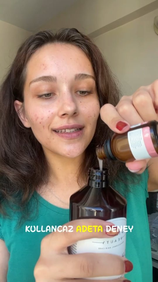 Concept Beauty ile kendi şampuanını kendin tasarlayabilirsin .
.
Saçlarını uygun 1 , 2 ya da 3 bakım shot’ını seç, şampuanın içine ekle ve çalkala sana özel şampuanın hazır.
Concept Beauty, profesyonel bir saç bakım markası olarak saçınıza özel bir bakım şampuanı oluşturmanızı sağlar.
150’den fazla oluşturulabilen kombinasyonu ile Concept Beauty Şampuan ve Bakım Shotları, her saç tipine ve ihtiyacına göre tamamen kişiselleştirilebilir ürünlerdir.
Kendi saç bakım şampuanınızı tasarlamak için, 300ml’lik şişenin içine, saçınızın ihtiyacına göre seçtiğiniz 20 ml’lik shot bakımlardan 3 adete kadar ekleyebilirsiniz. Saçlarınızın daha sağlıklı, parlak ve canlı olmasını sağlamak için hemen Concept Beauty ile tanışın.
Detaylı bilgi ve sipariş vermek için mesaj atabilir veya web sitemizi ziyaret edebilirsiniz. Saçlarınızın ihtiyaçlarına özel çözümler için Concept Beauty sizinle.