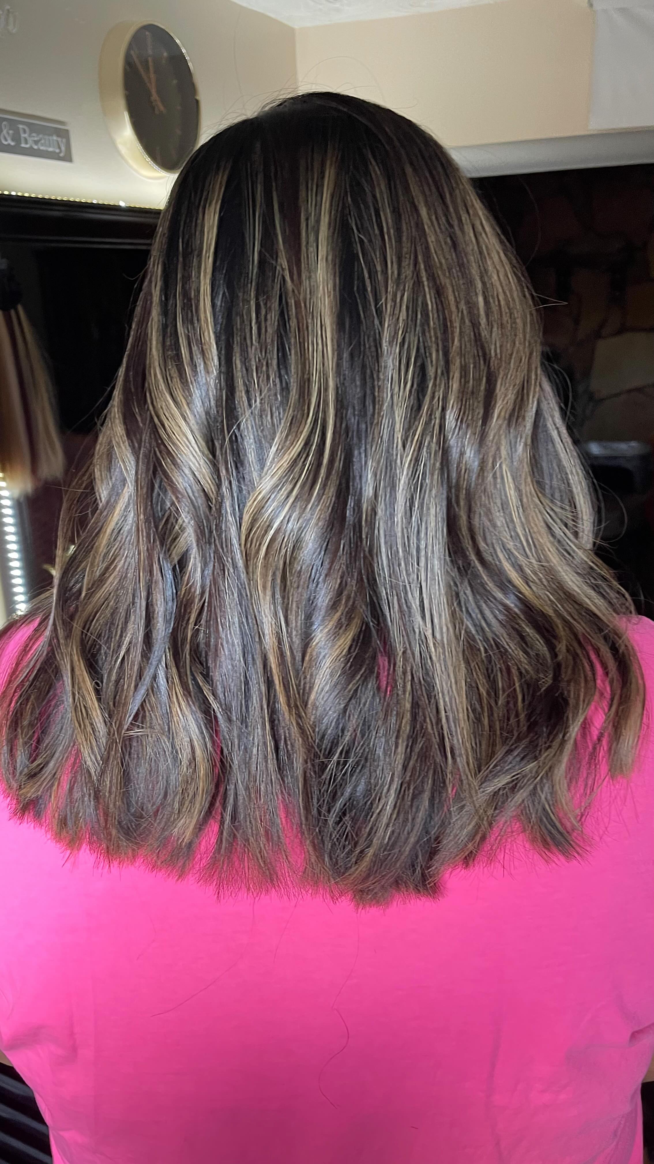 Time to start making bets on who all will be chopping their hair off this fall 🤨
This beauty looks great with the shorter locks…and! it will be so much easier for her to manage @jojobluv67