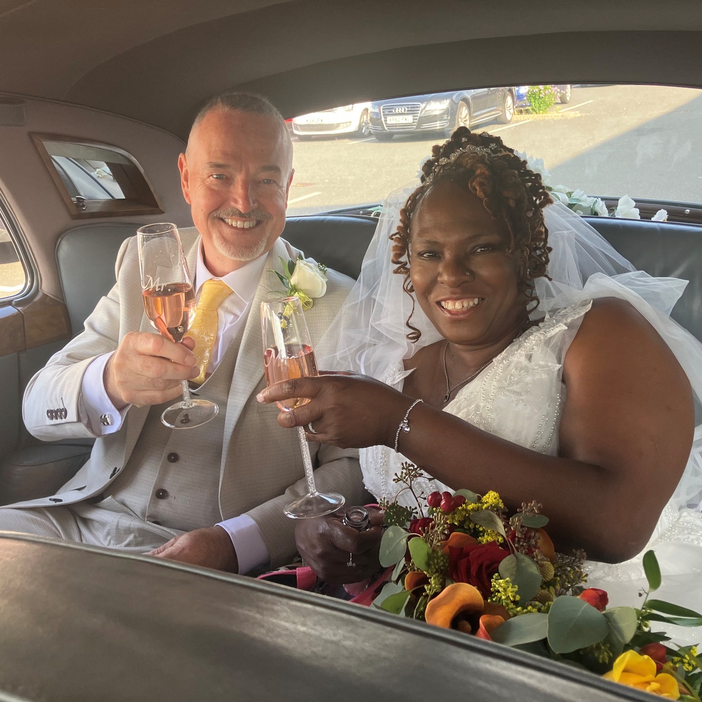 Great to be involved in the wedding of Paddy & Yvonne last weekend!
Yvonne and guests Keith & Mandy Bishton went to school with our Diane ...back in the day!!
Keith's Mum & Dad lived on Hillside next to our Mum & Dad!
#lentonlimousines