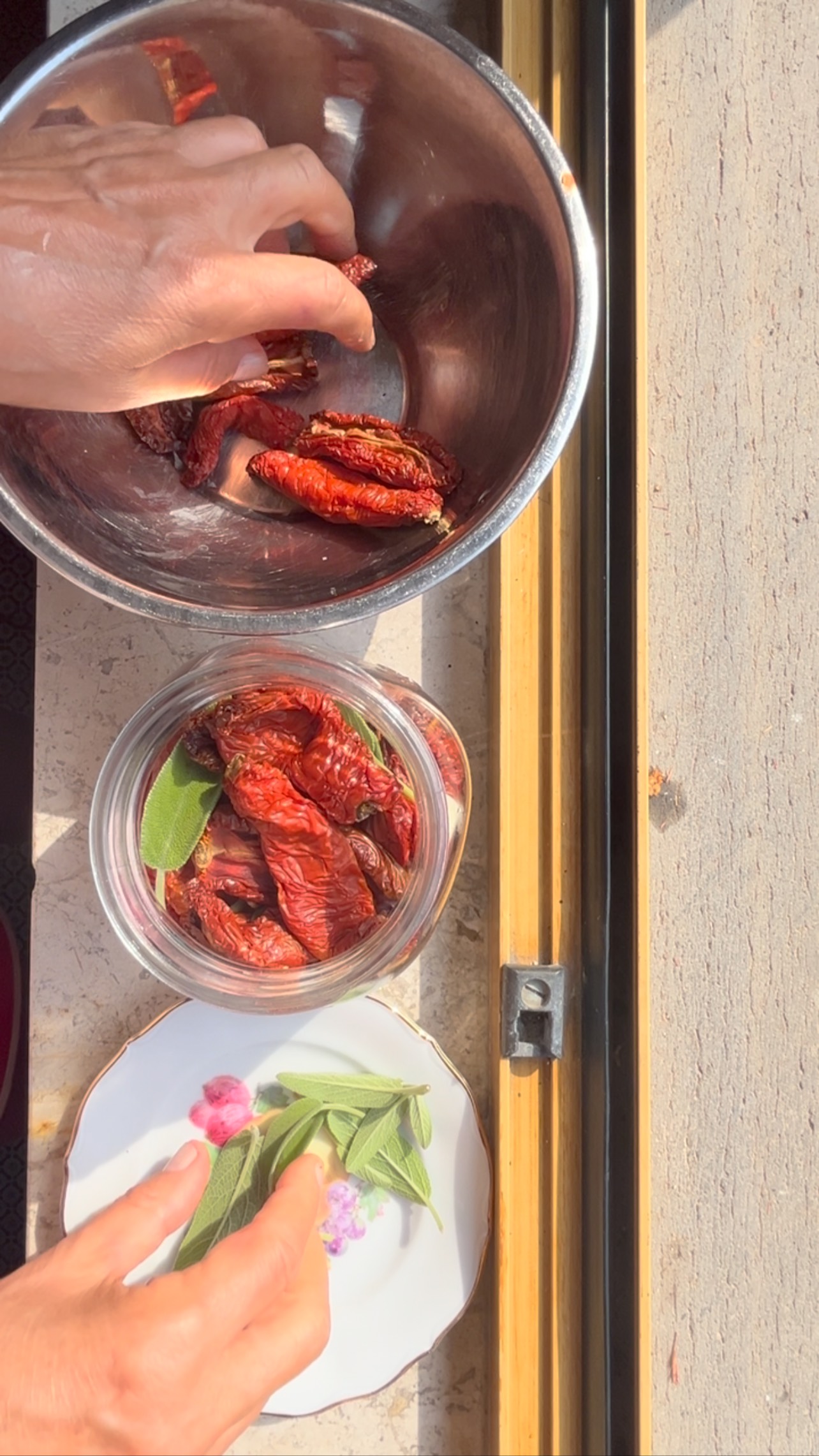 ס. מרצאנו מיובשות טובלות בתועפות שמן זית זך. ס. מרצאנו מיובשות טובלות בתועפות שמן זית זך.