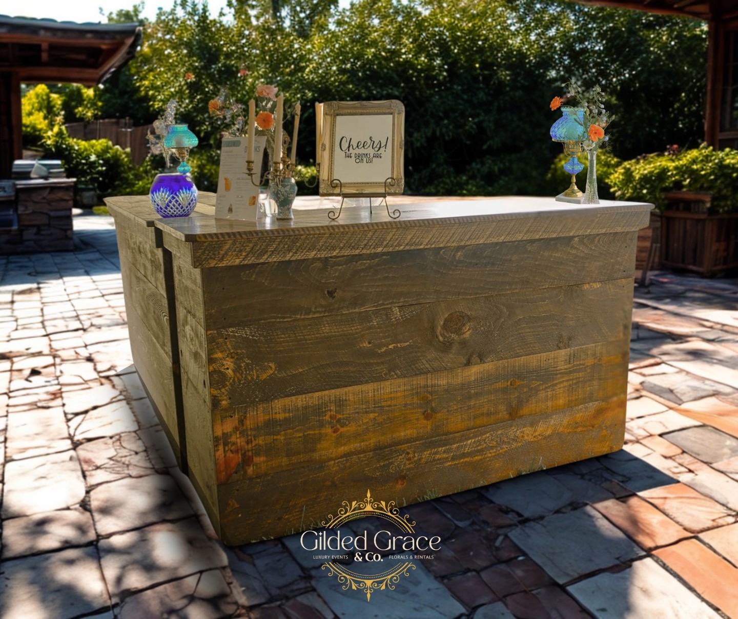 Rent out our convertible bar! Perfect for any venue and can be set up in many different arrangements.