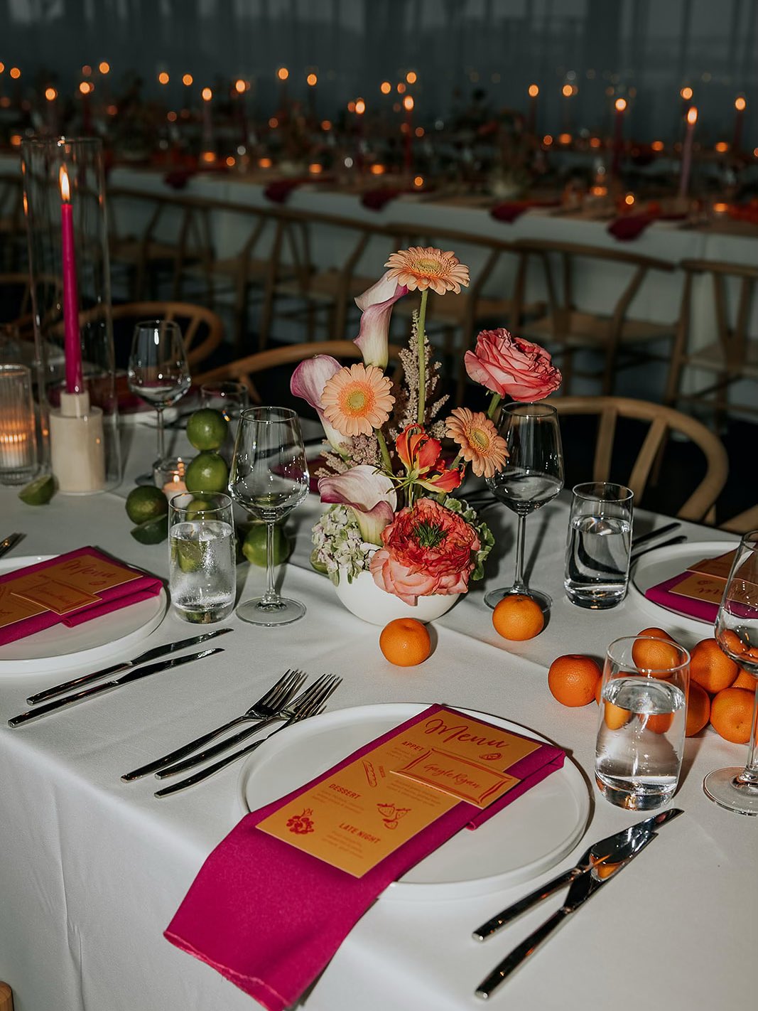 A colorful atmosphere for this beautiful summer wedding ☀️🍋
Planification & design : @erikaco.events
Photographe : @frederiquesavard.photographe
Lieu : @centredessciences
Traiteur : @archipeltraiteur
Fleuriste : @flori.flora.fleurs
Location : @groupeabp @tenuedesoiree_
Band : @supersonicheartsband